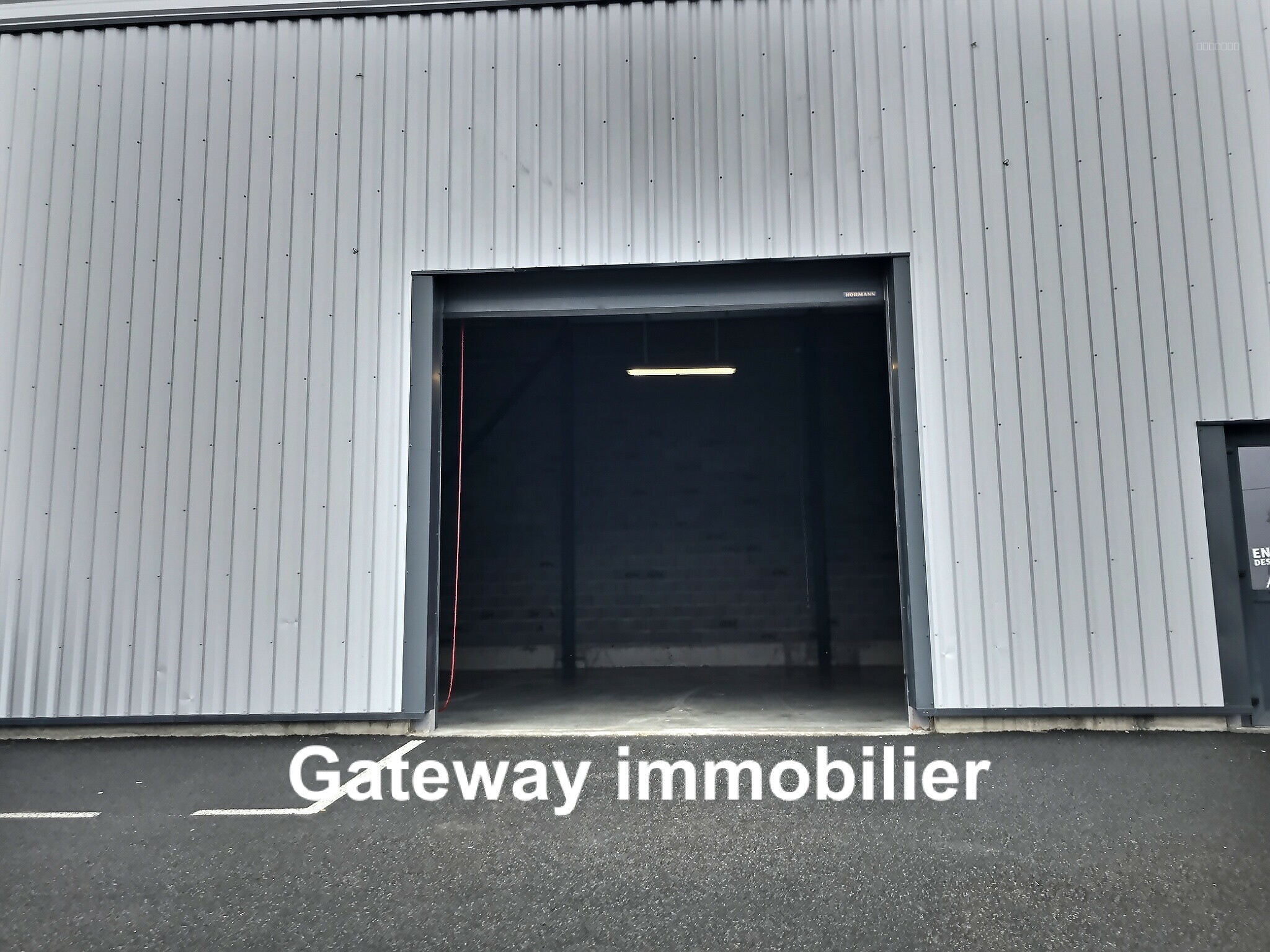 Entrepôt à louer à Riom, 210 m² – photo 1 sur 6