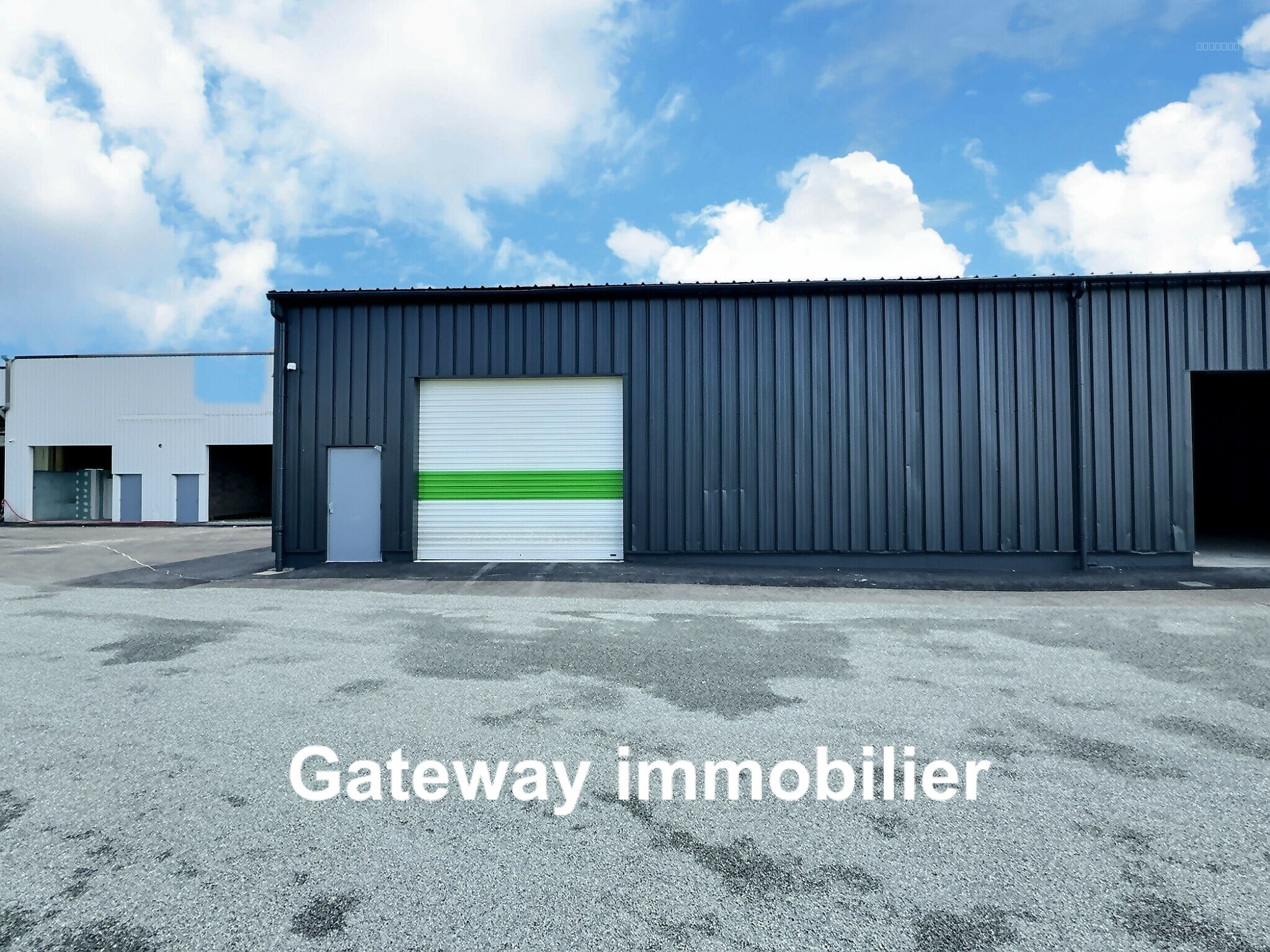 Entrepôt à louer à Montlucon, 230 m² – photo 1 sur 5