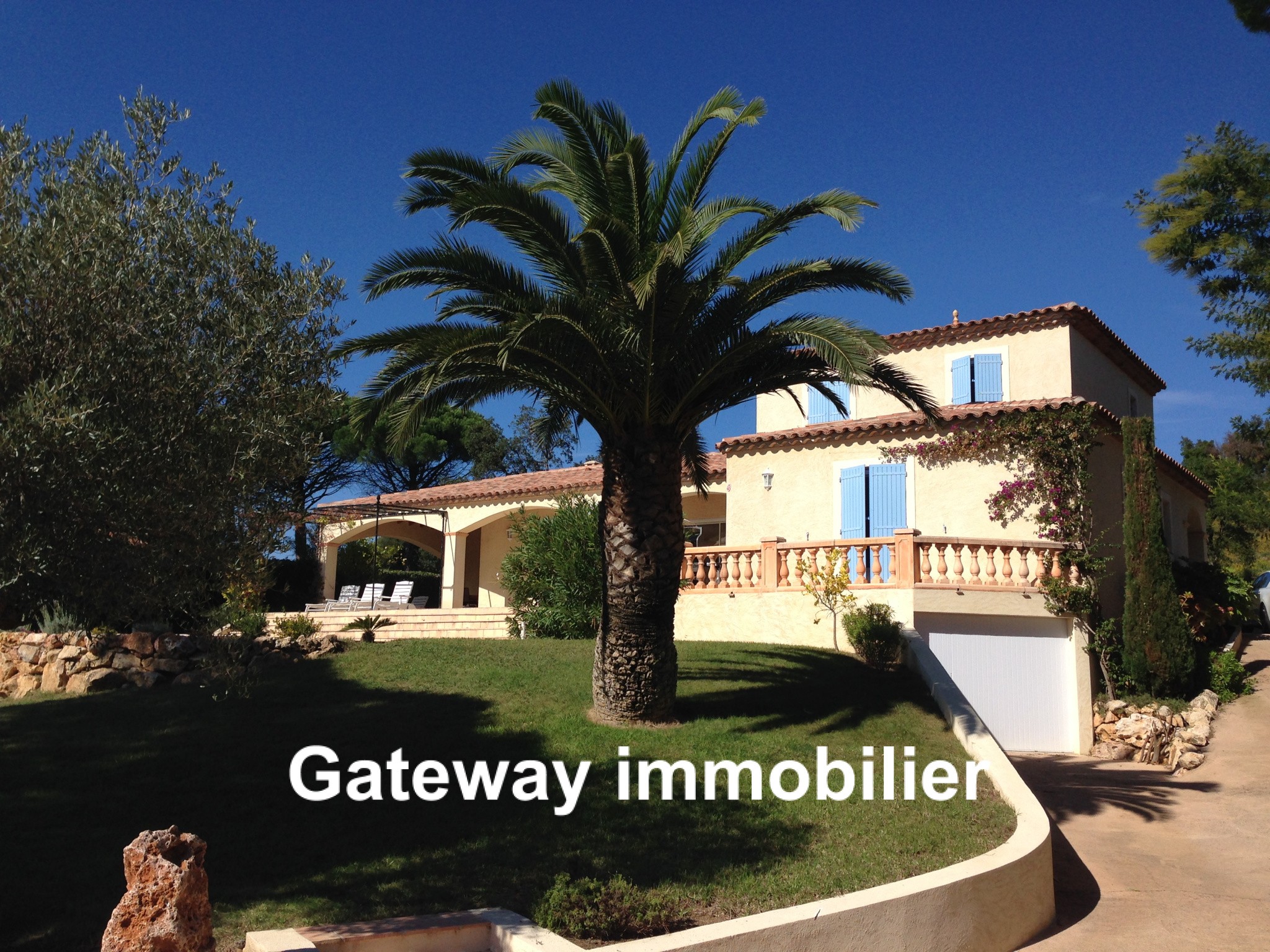 Villa à vendre à Ste maxime, 155 m², 5 pièces – photo 2 sur 20