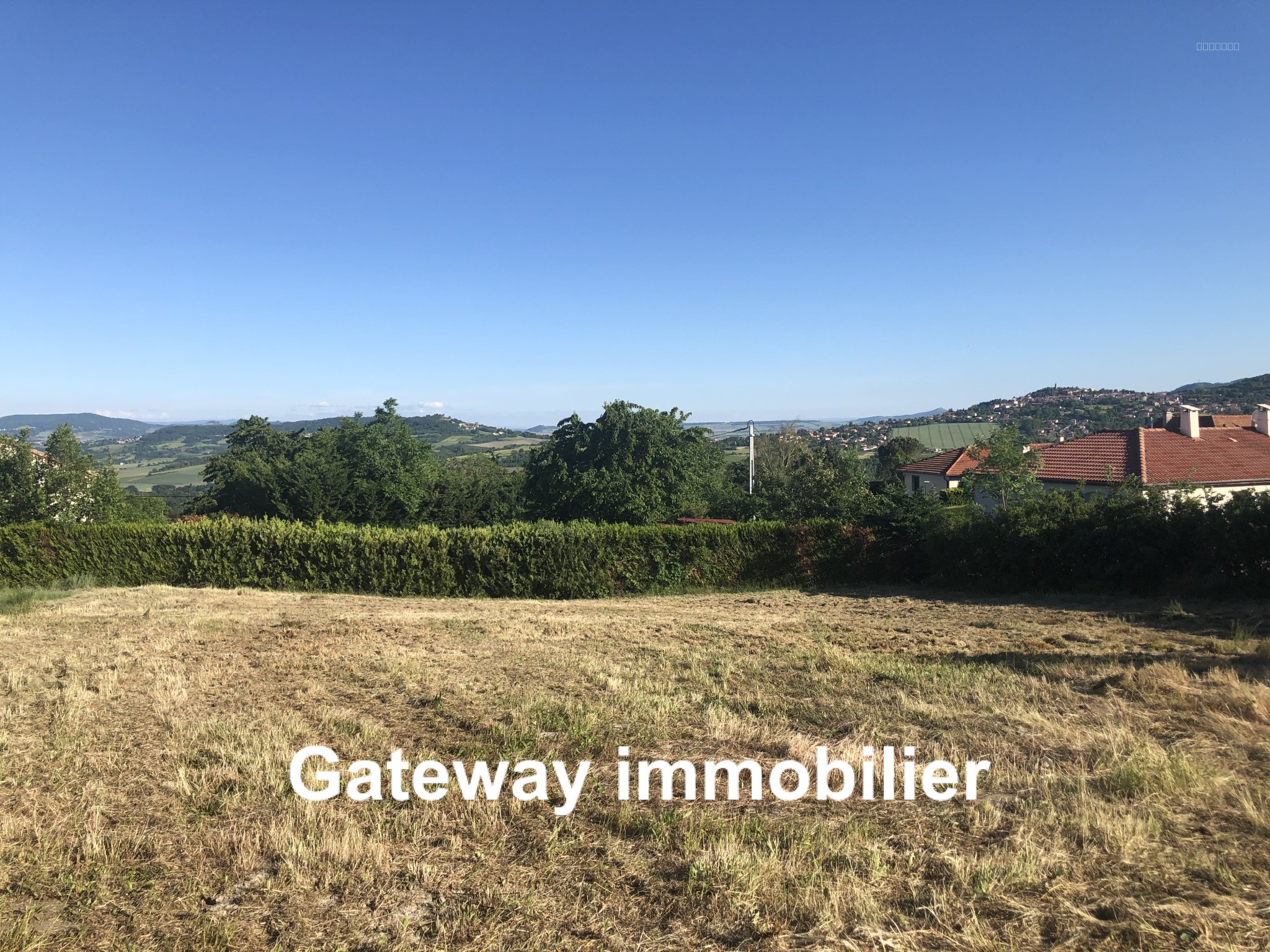 Terrain à vendre à La roche blanche, 1 349 m² – photo 1 sur 6