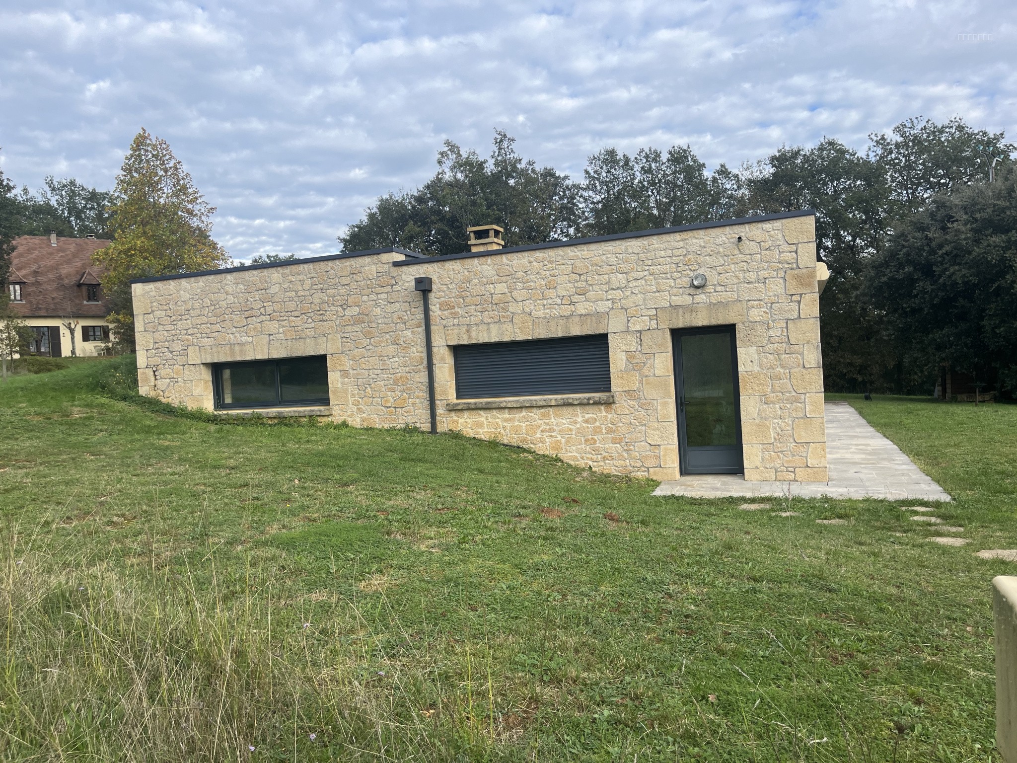 Maison à vendre à Meyrals, 113 m², 3 pièces – photo 3 sur 16