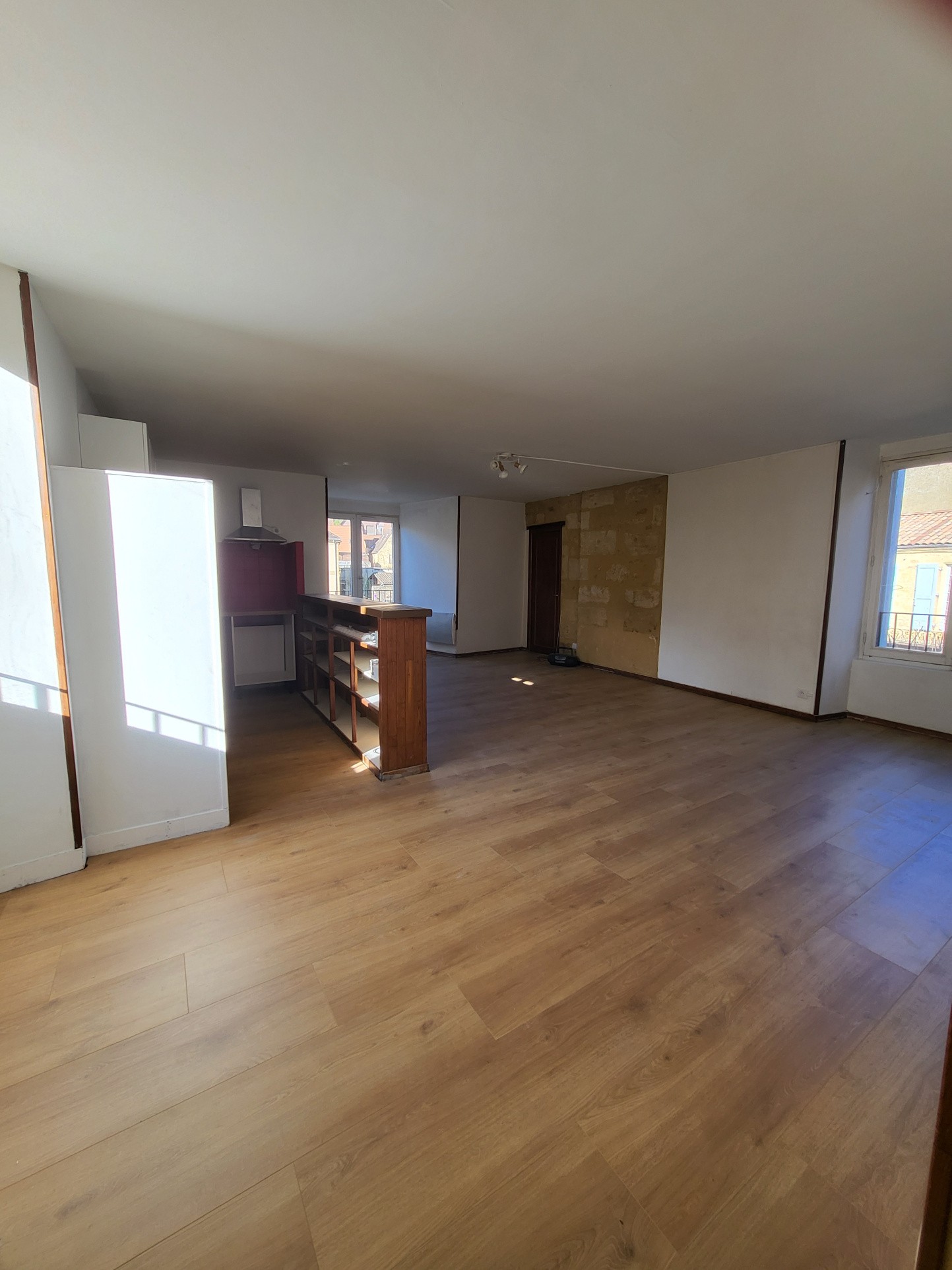 Appartement à louer à Sarlat la caneda, 35,22 m², 5 pièces – photo 3 sur 9