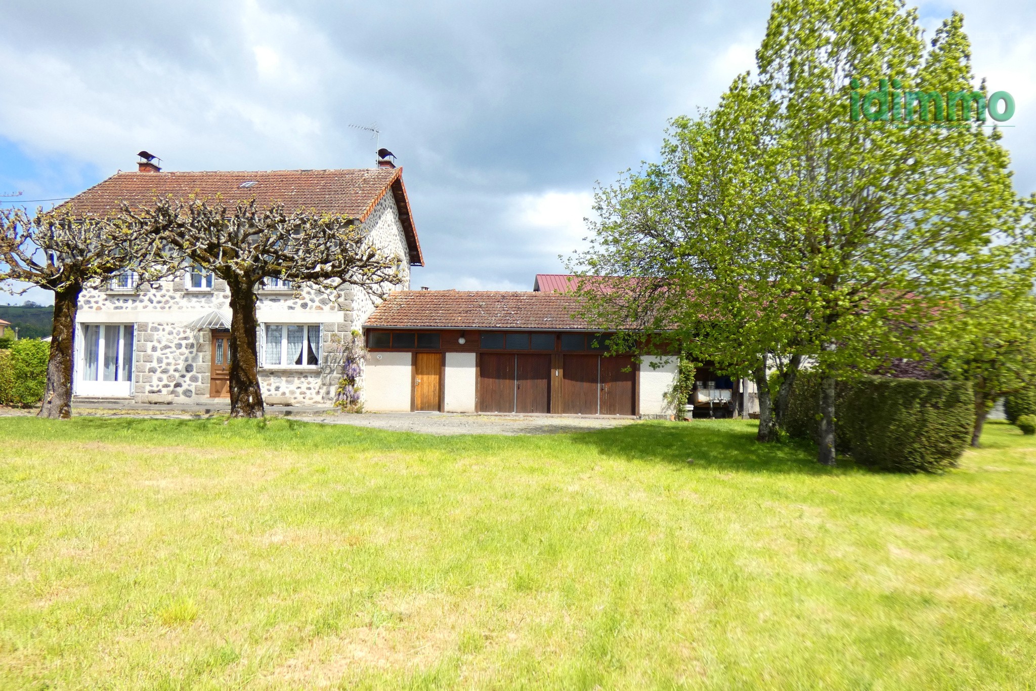 Maison à vendre à Jussac, 122 m², 5 pièces – photo 1 sur 15