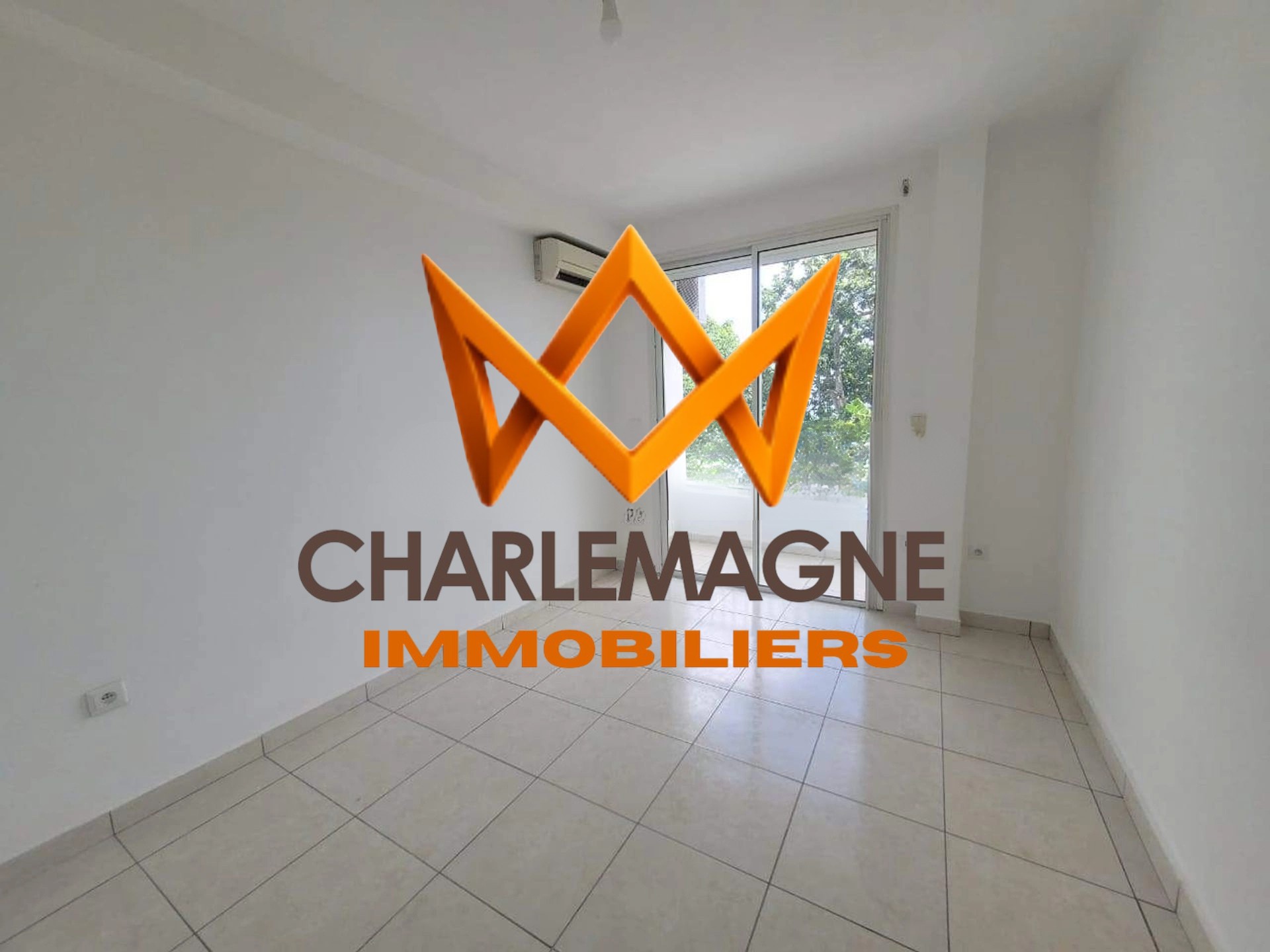 Collaboration : Duplex de 100 m2 avec Vue Mer   Baie-Mahault — photo 3