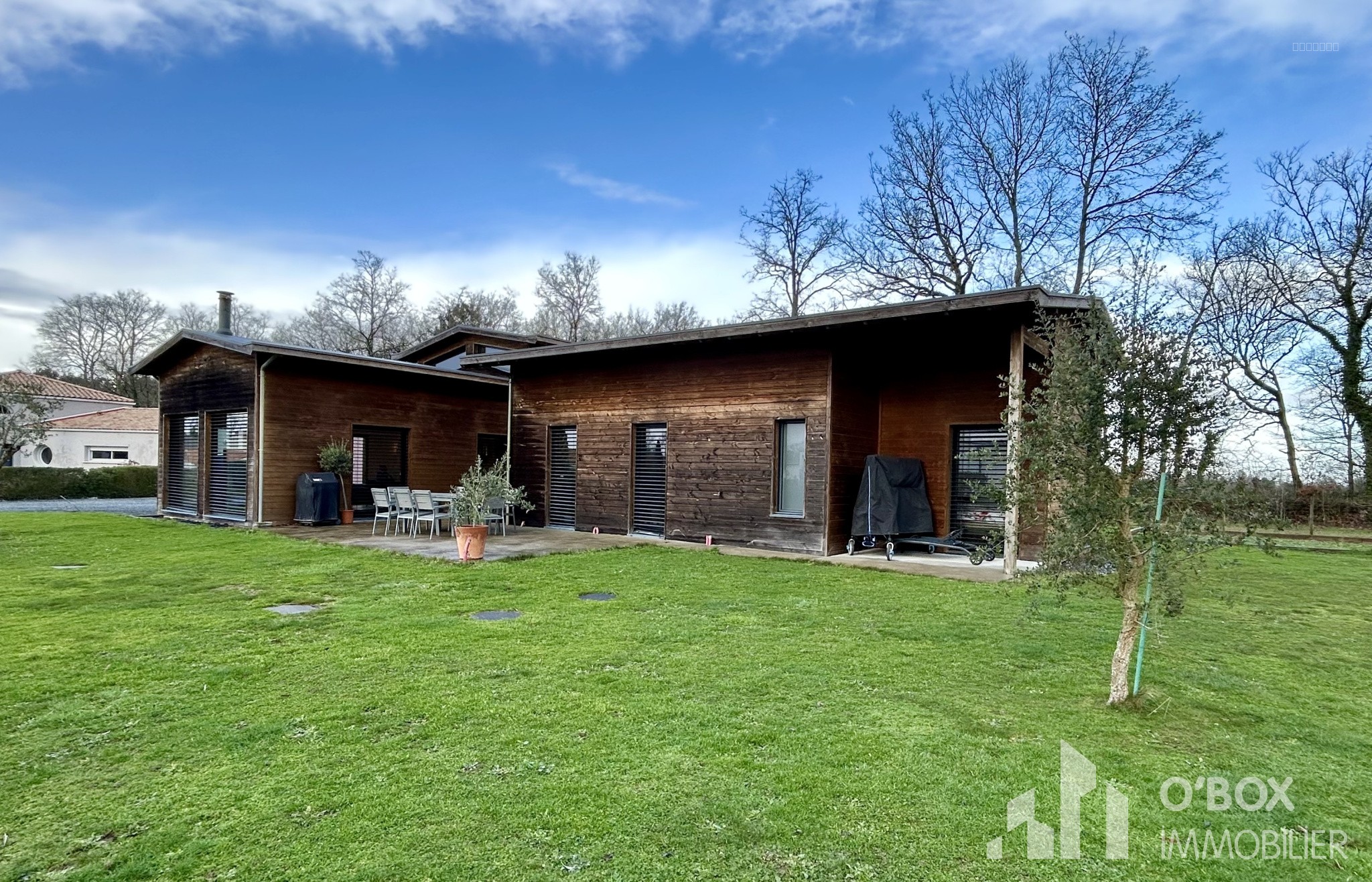 Maison lumineuse sur le Golf de la Domangère à NESMY (85310) — photo 1