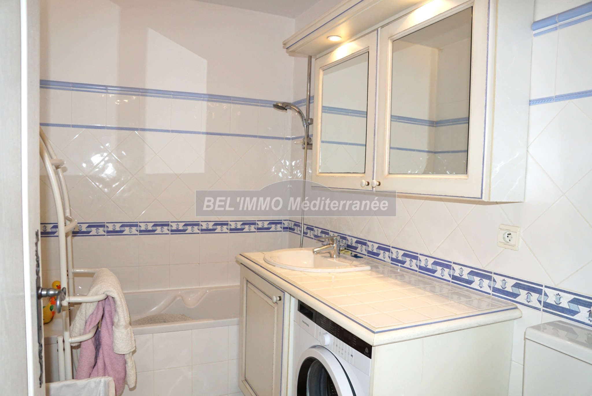 5 PIECES de 84 m2, terrasse 31 m2, Cave et Garage — photo 20