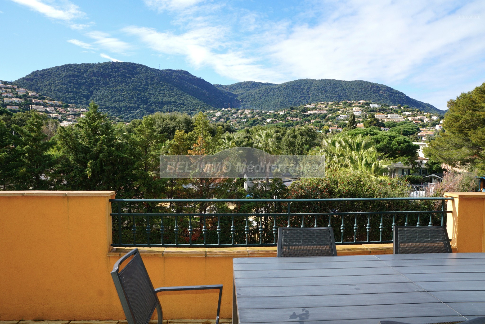 5 PIECES de 84 m2, terrasse 31 m2, Cave et Garage — photo 5