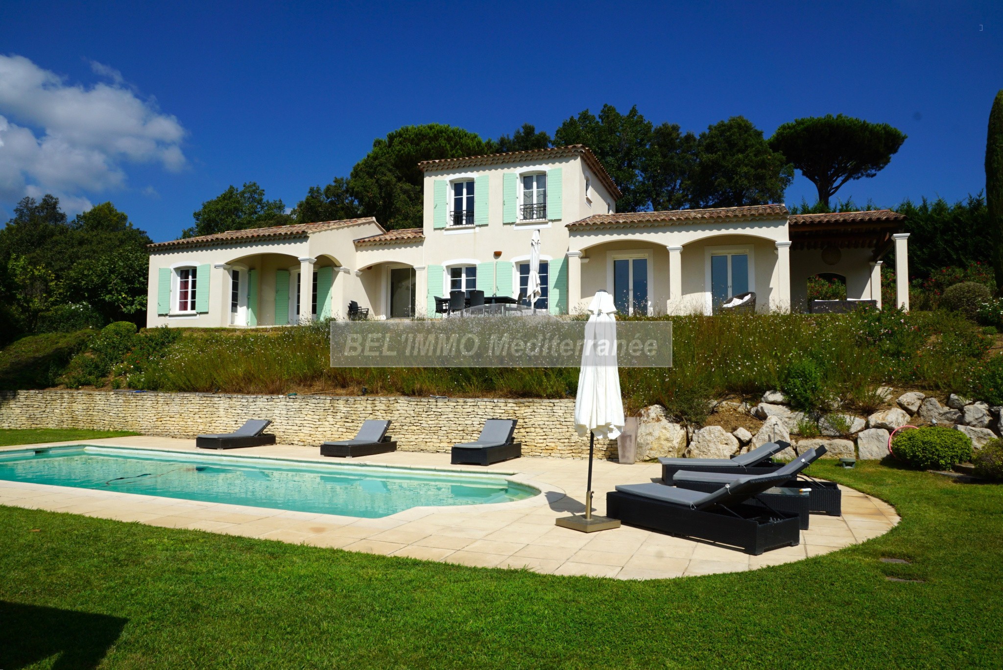 Villa à vendre à Gassin, 170 m², 6 pièces – photo 1 sur 20