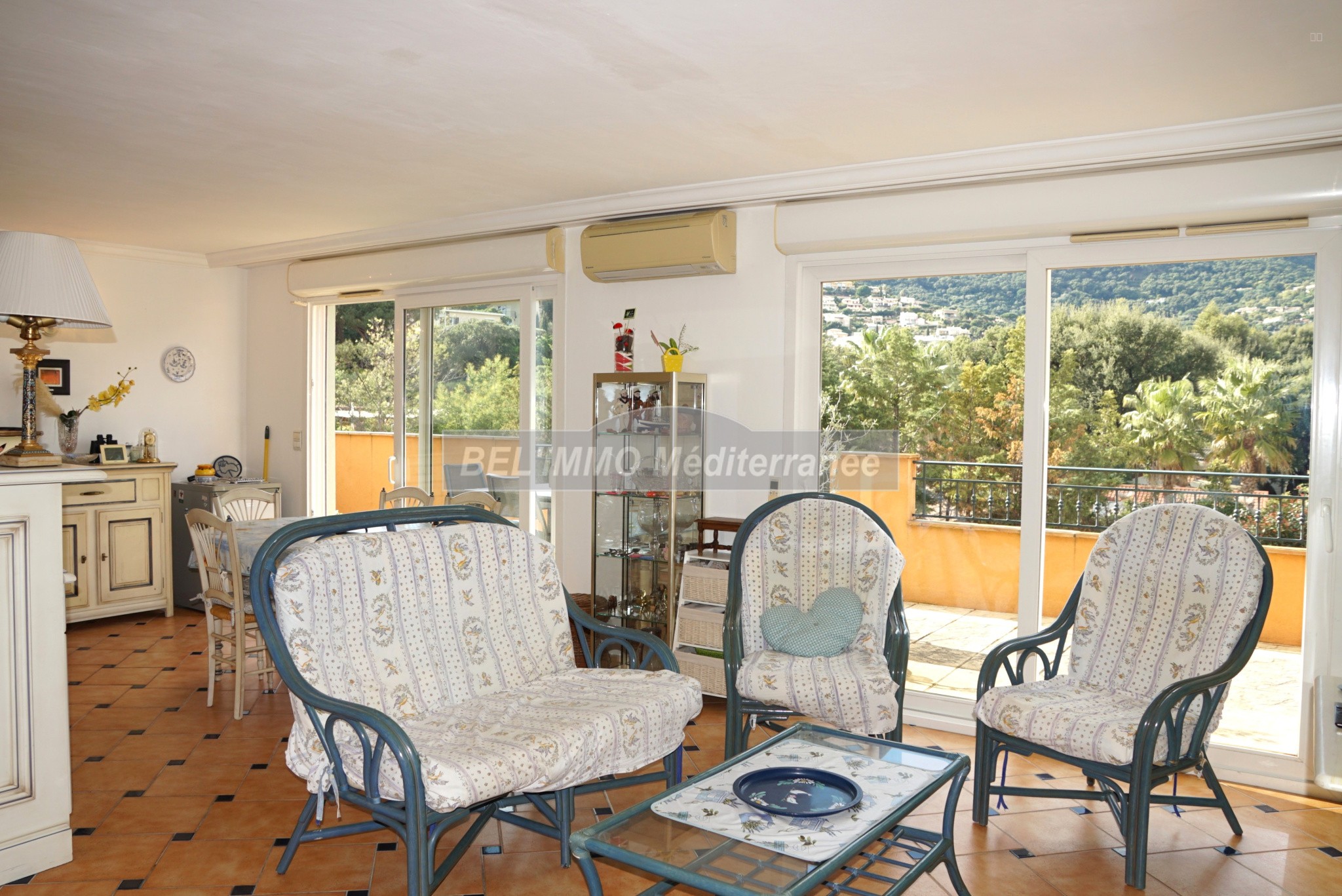 5 PIECES de 84 m2, terrasse 31 m2, Cave et Garage — photo 3