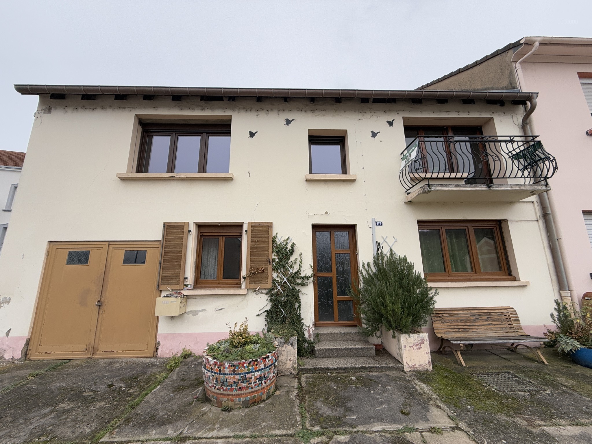 Appartement 4 pièces de 86 m2 + une grange — photo 1