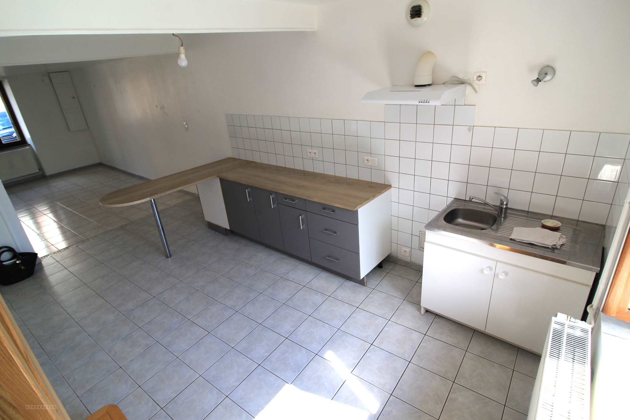 MAISON ET SES DEPENDANCES — photo 2