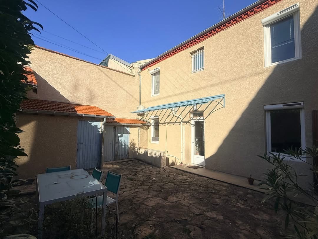 Maison à vendre à Roanne, 70 m², 4 pièces – photo 1 sur 12