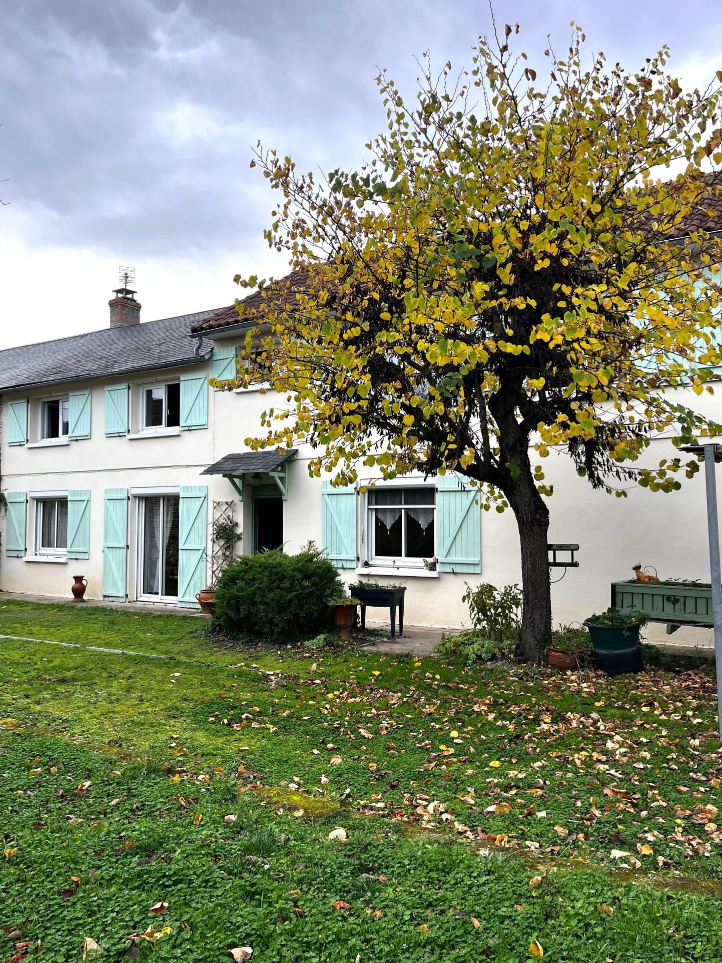 Maison à vendre à Angliers, 149,54 m², 8 pièces – photo 1 sur 18