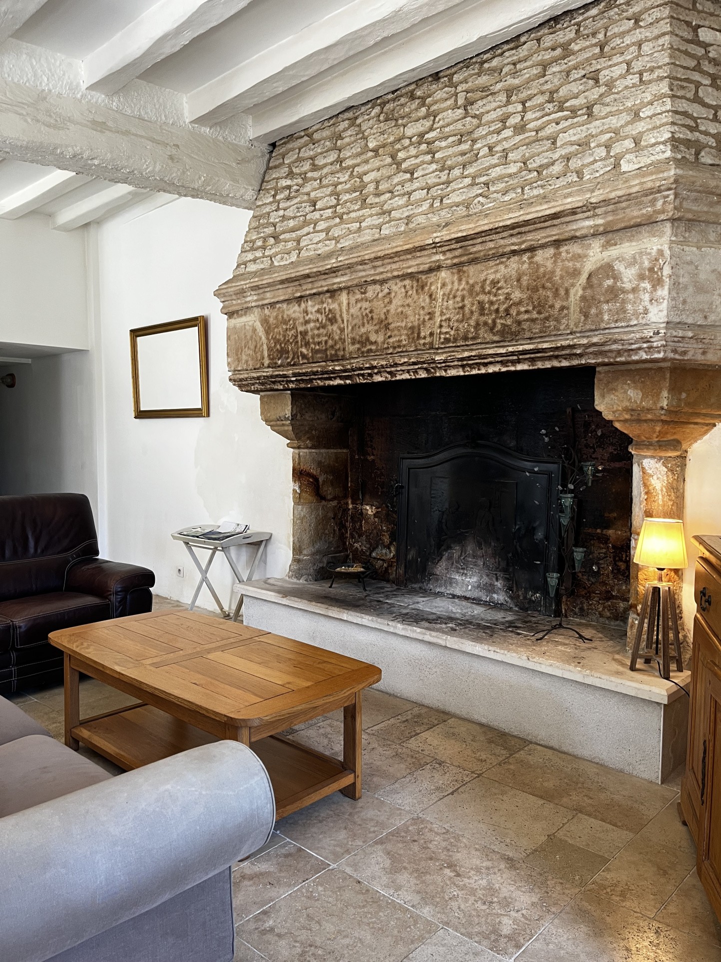 EXCLUSIVITE Propriété avec piscine, jardin et rivière — photo 3