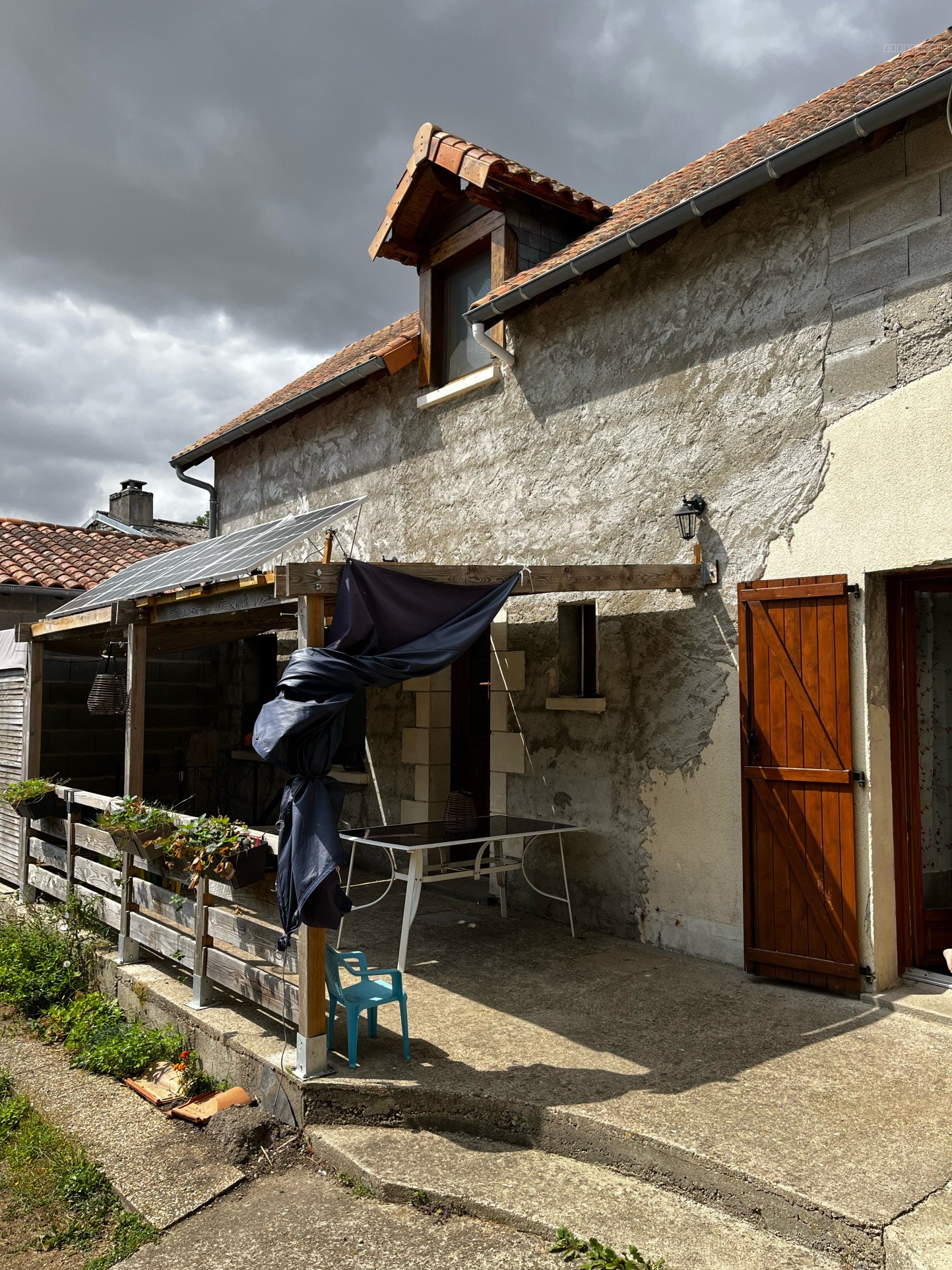Maison à vendre à Mirebeau, 147 m², 6 pièces – photo 1 sur 16