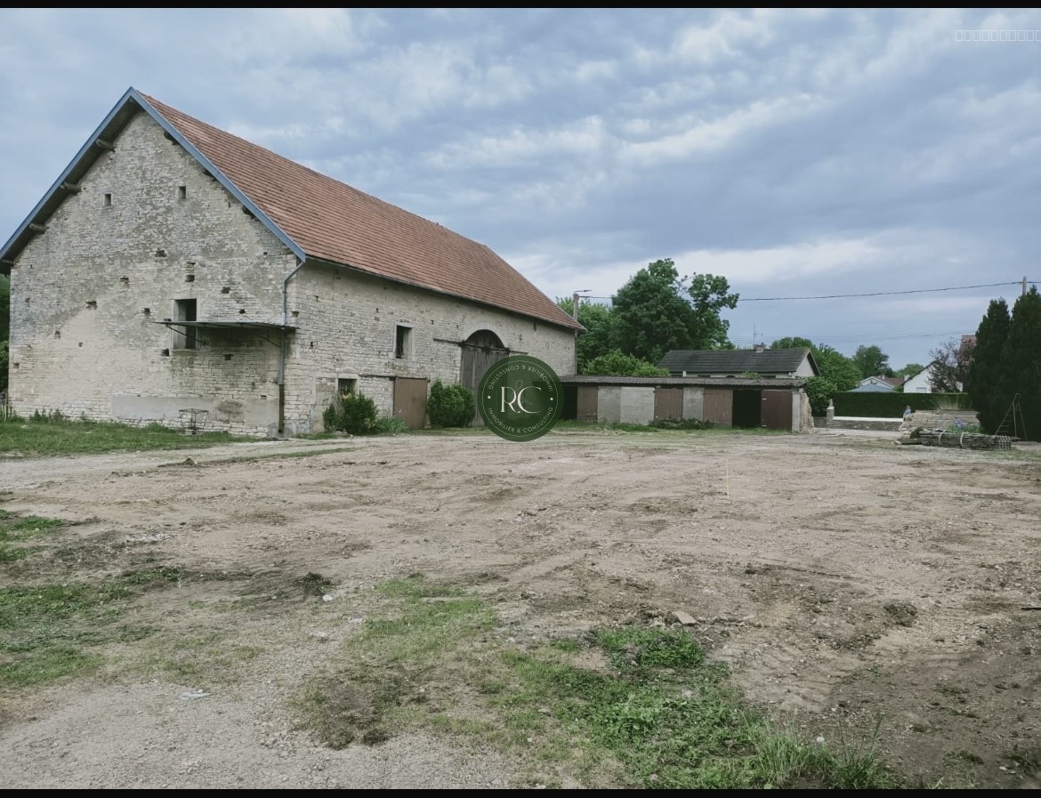 Maison à vendre à Aiserey, 300 m², 1 pièce – photo 3 sur 3