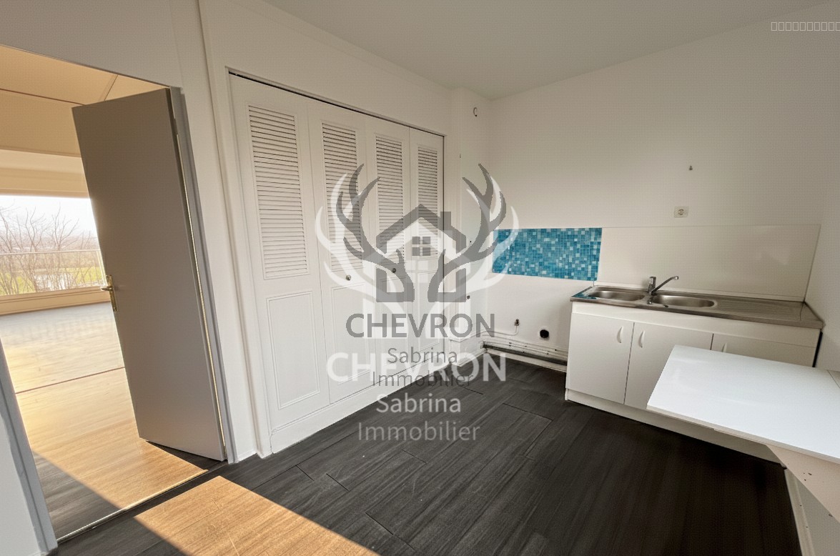 Appartement à vendre à Charleville mezieres, 81 m², 4 pièces – photo 3 sur 11