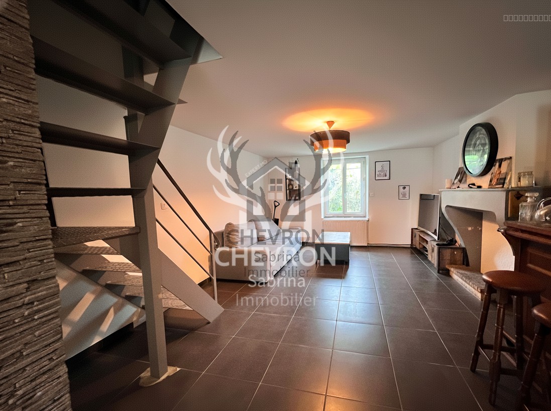 Bien immobilier à vendre à Dom le mesnil, 118 m², 4 pièces – photo 1 sur 14