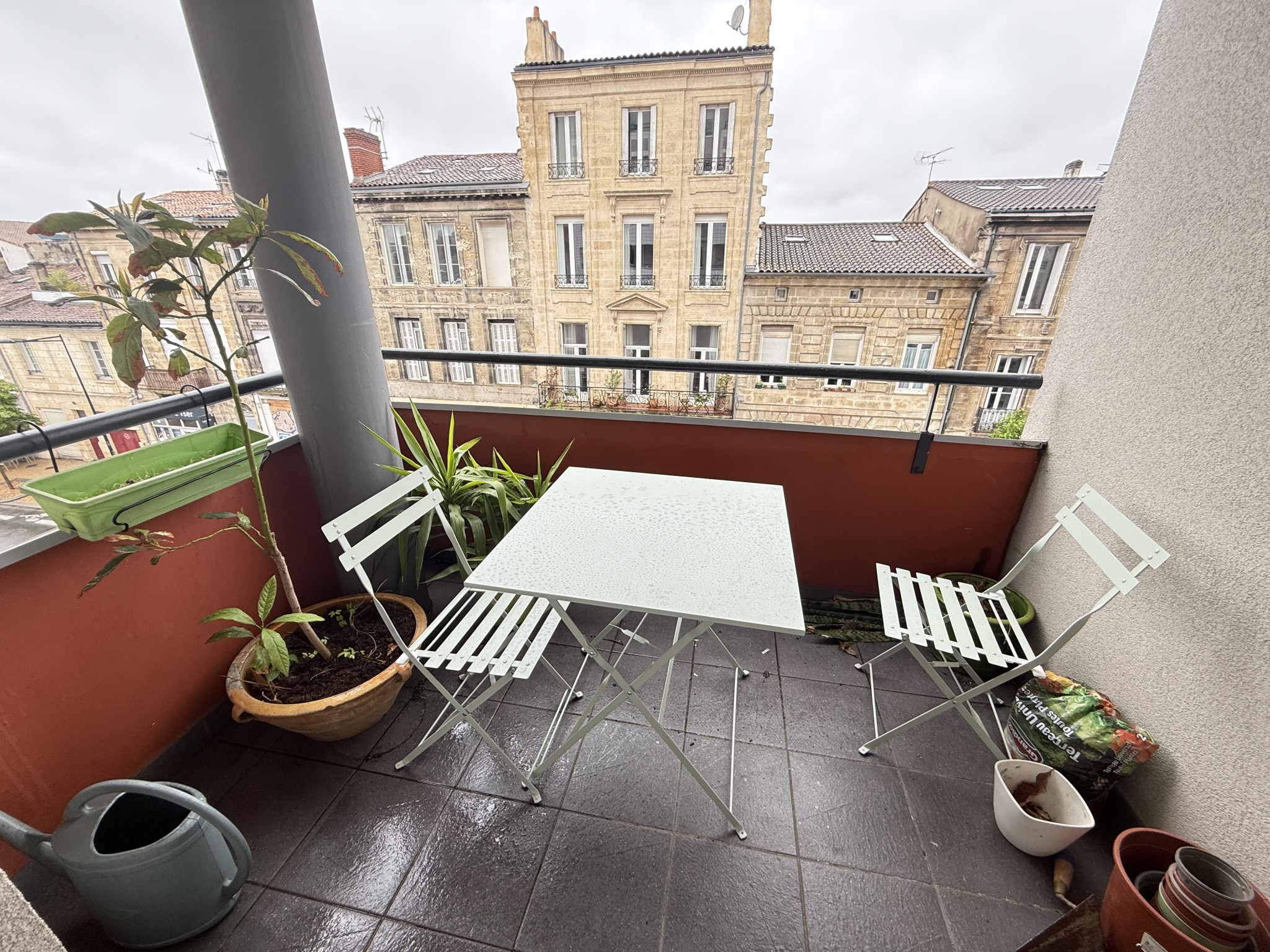 BORDEAUX CAPUCINS - T2 avec grand balcon et parking - Vendu Loué — photo 5