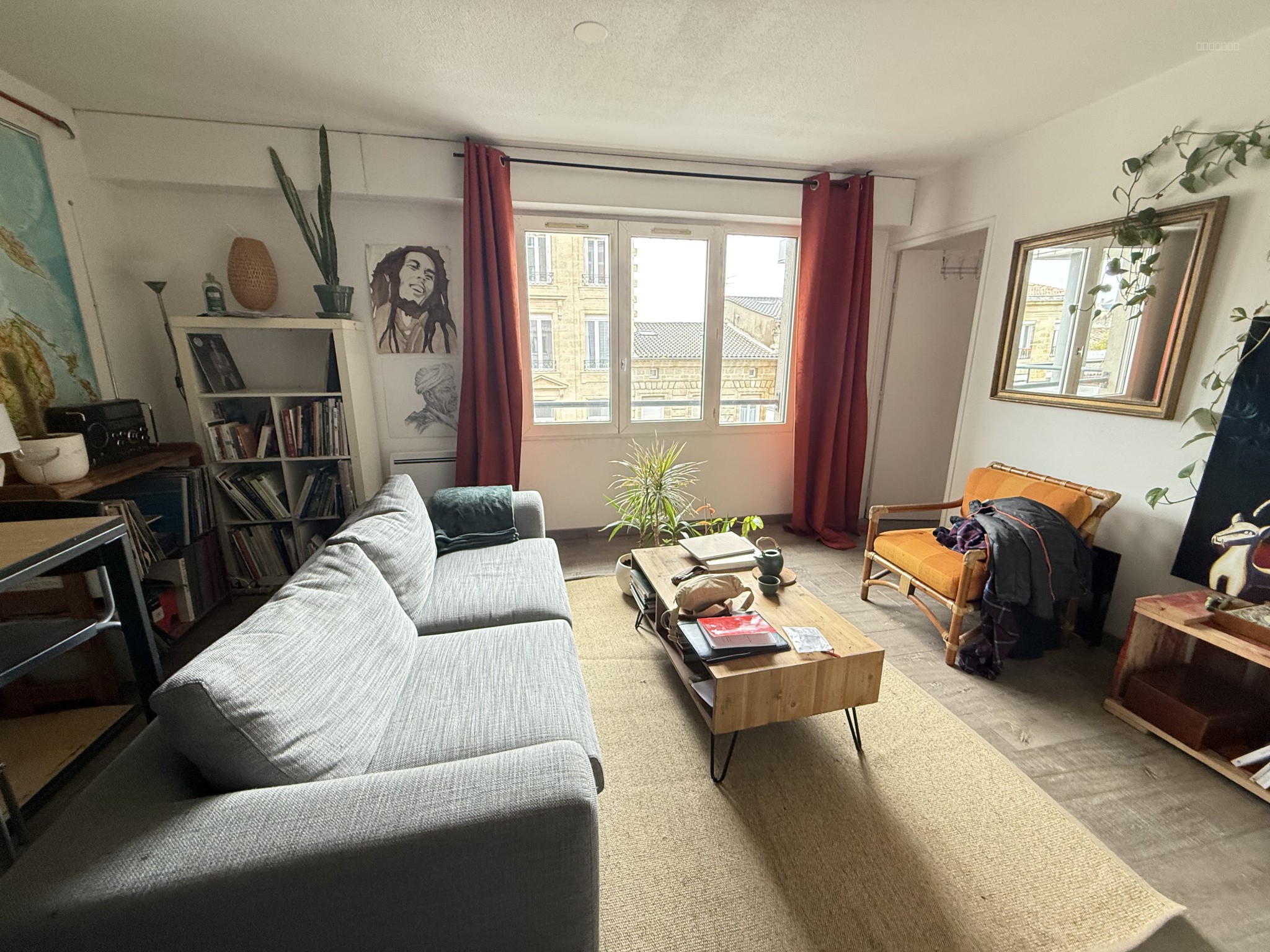 BORDEAUX CAPUCINS - T2 avec grand balcon et parking - Vendu Loué — photo 3