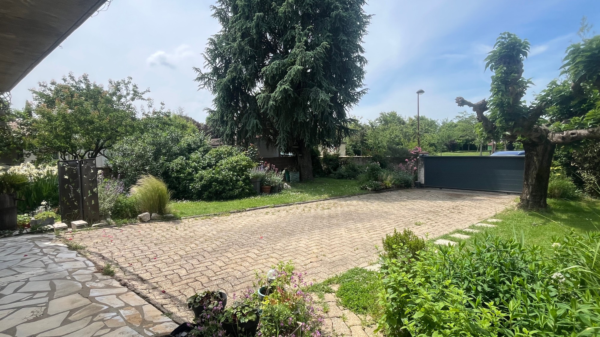 Maison de 173 m2 avec terrain piscinable — photo 1