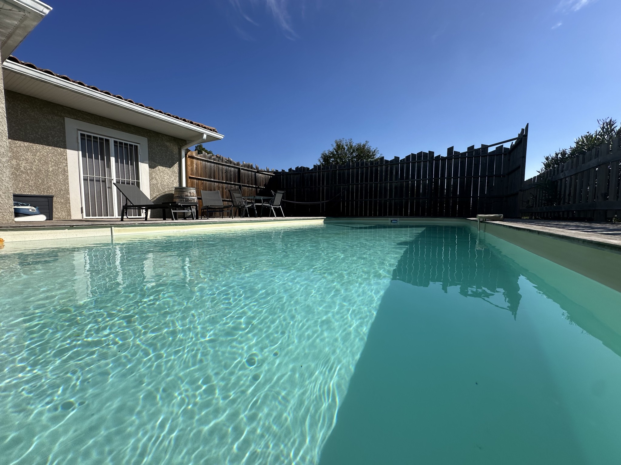Maison contemporaine avec un grand atelier — photo 6