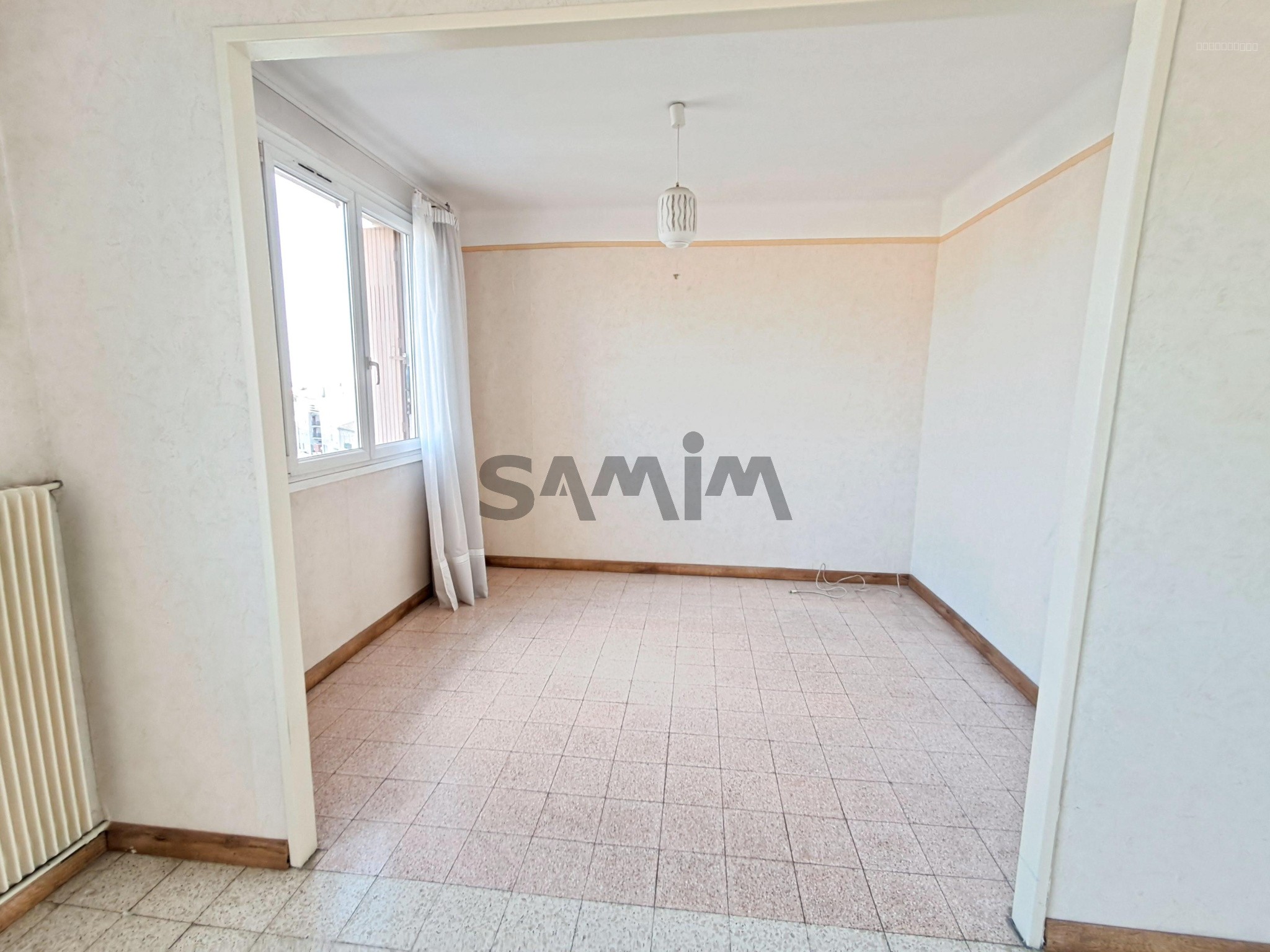 A VENDRE - JOLI APPARTEMENT T3/4 AVEC BALCON ET LOGGIA  - PROCHE CAREMEAU — photo 5