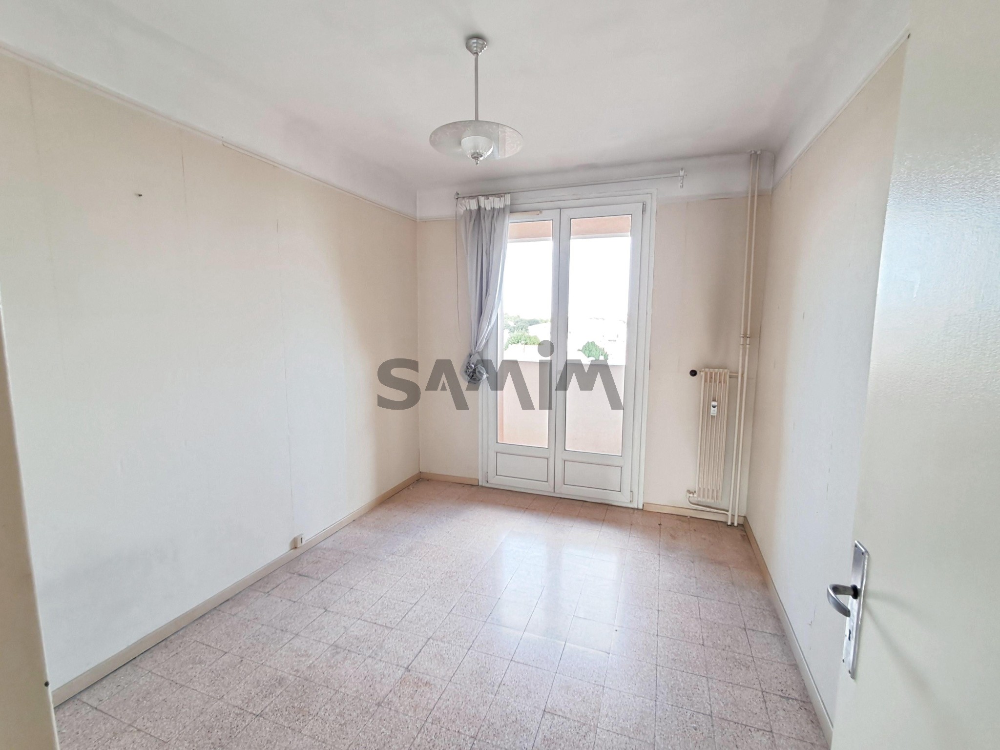A VENDRE - JOLI APPARTEMENT T3/4 AVEC BALCON ET LOGGIA  - PROCHE CAREMEAU — photo 8