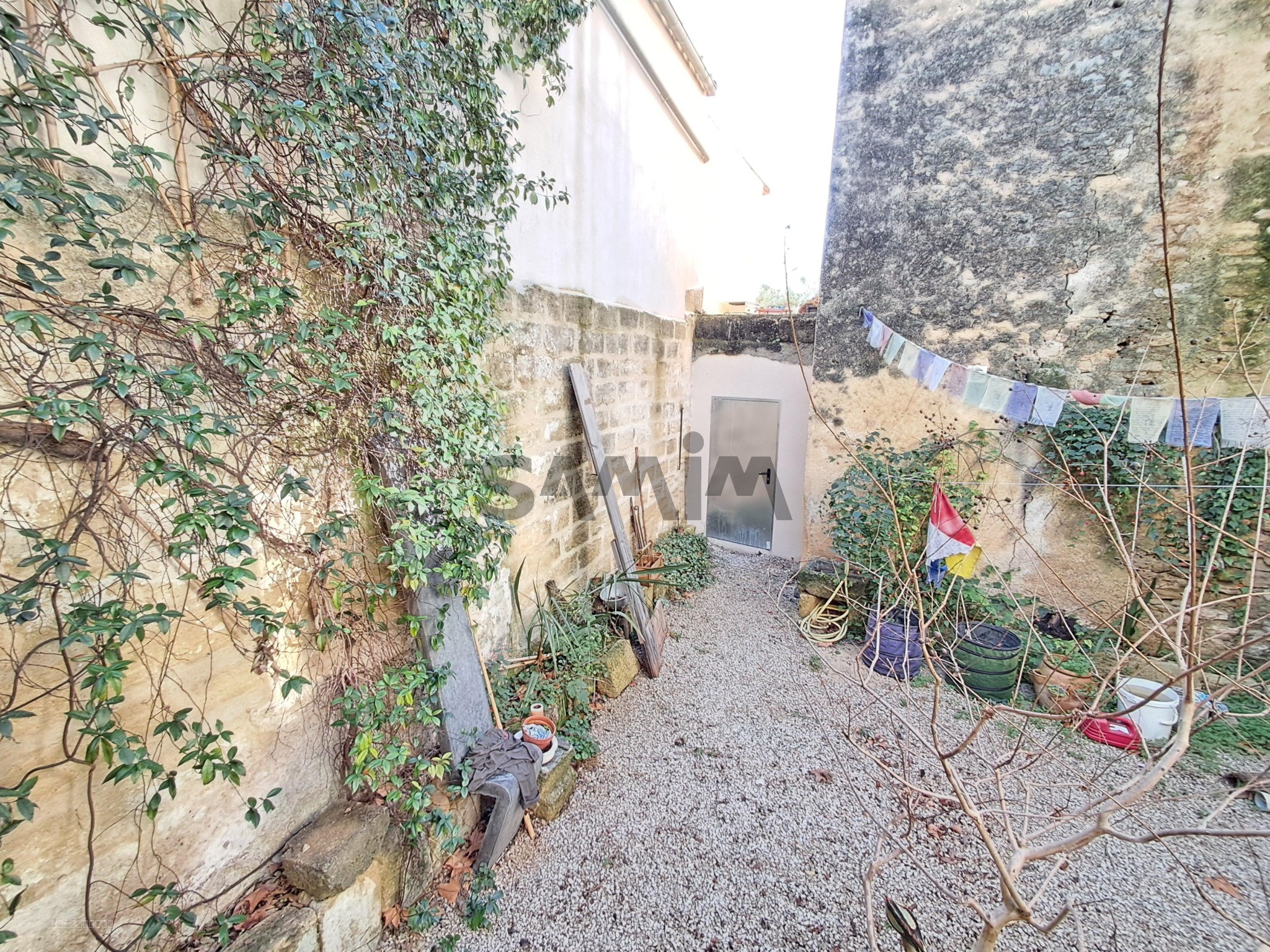 Bien immobilier à vendre à Quissac, 1 124 m² – photo 2 sur 16