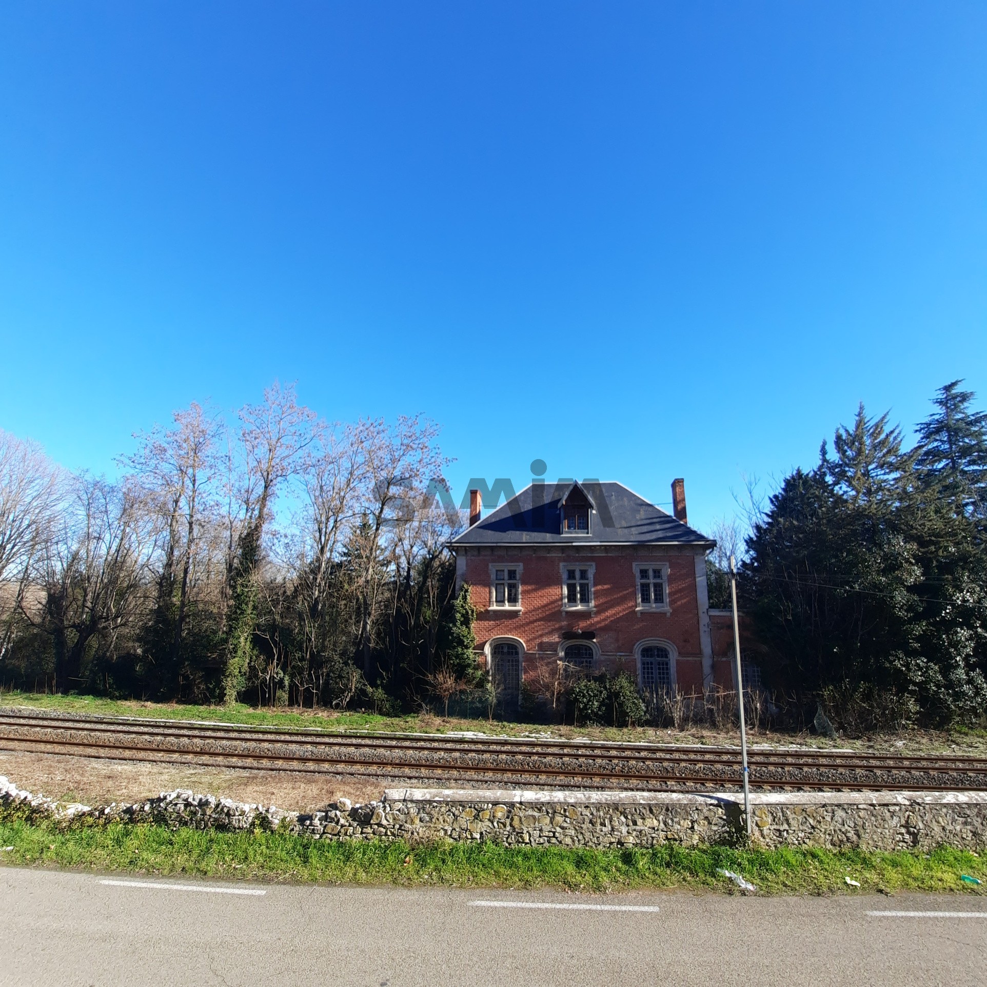 À VENDRE - ANCIENNE GARE  - SECTEUR MOUSSAC — photo 9