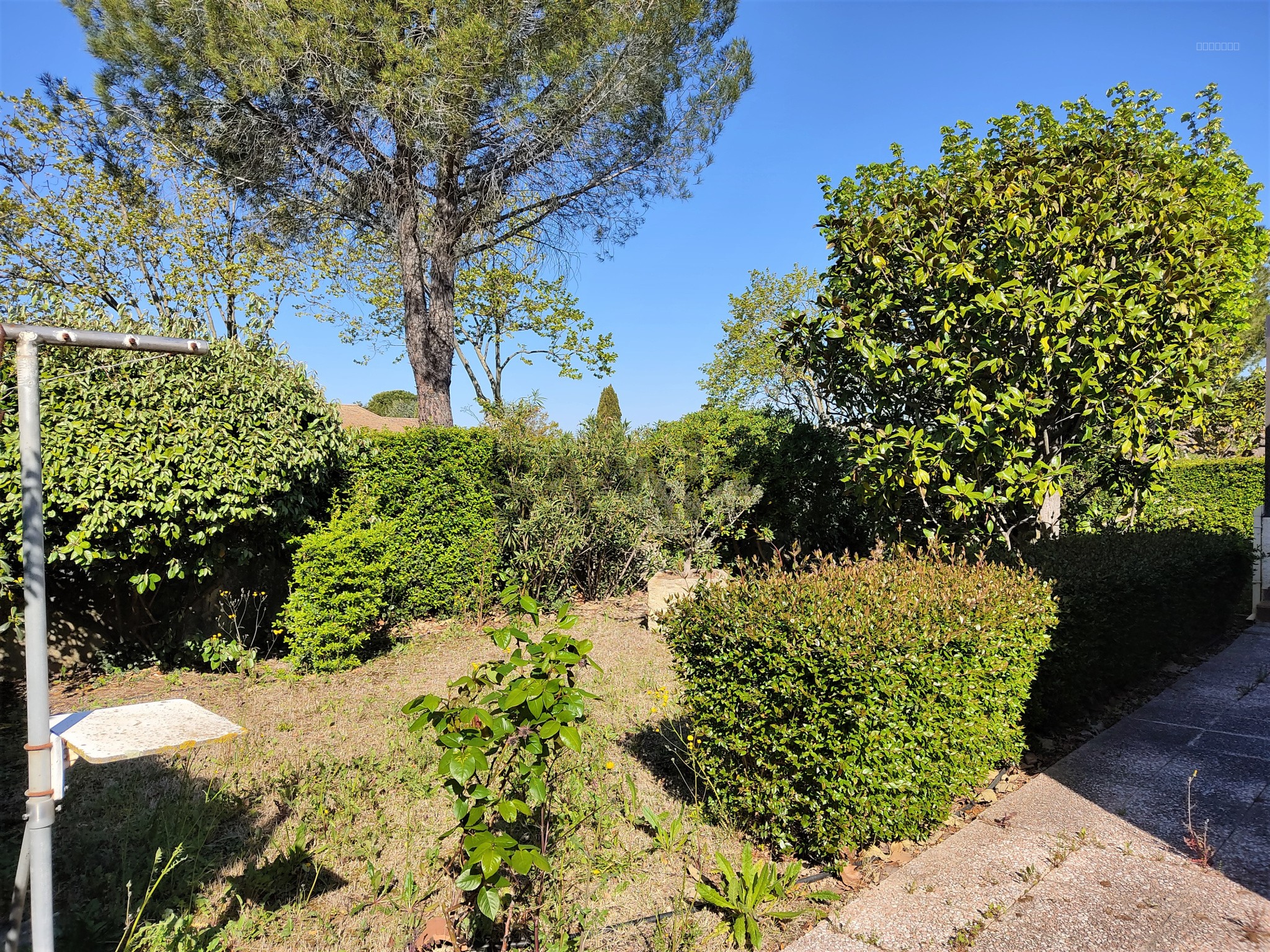 Villa à vendre à Langlade, 548 m², 4 pièces – photo 3 sur 20