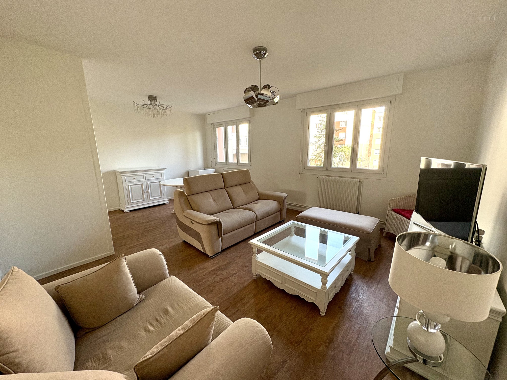 Appartement à vendre à Beaumont, 81,95 m², 4 pièces – photo 1 sur 11