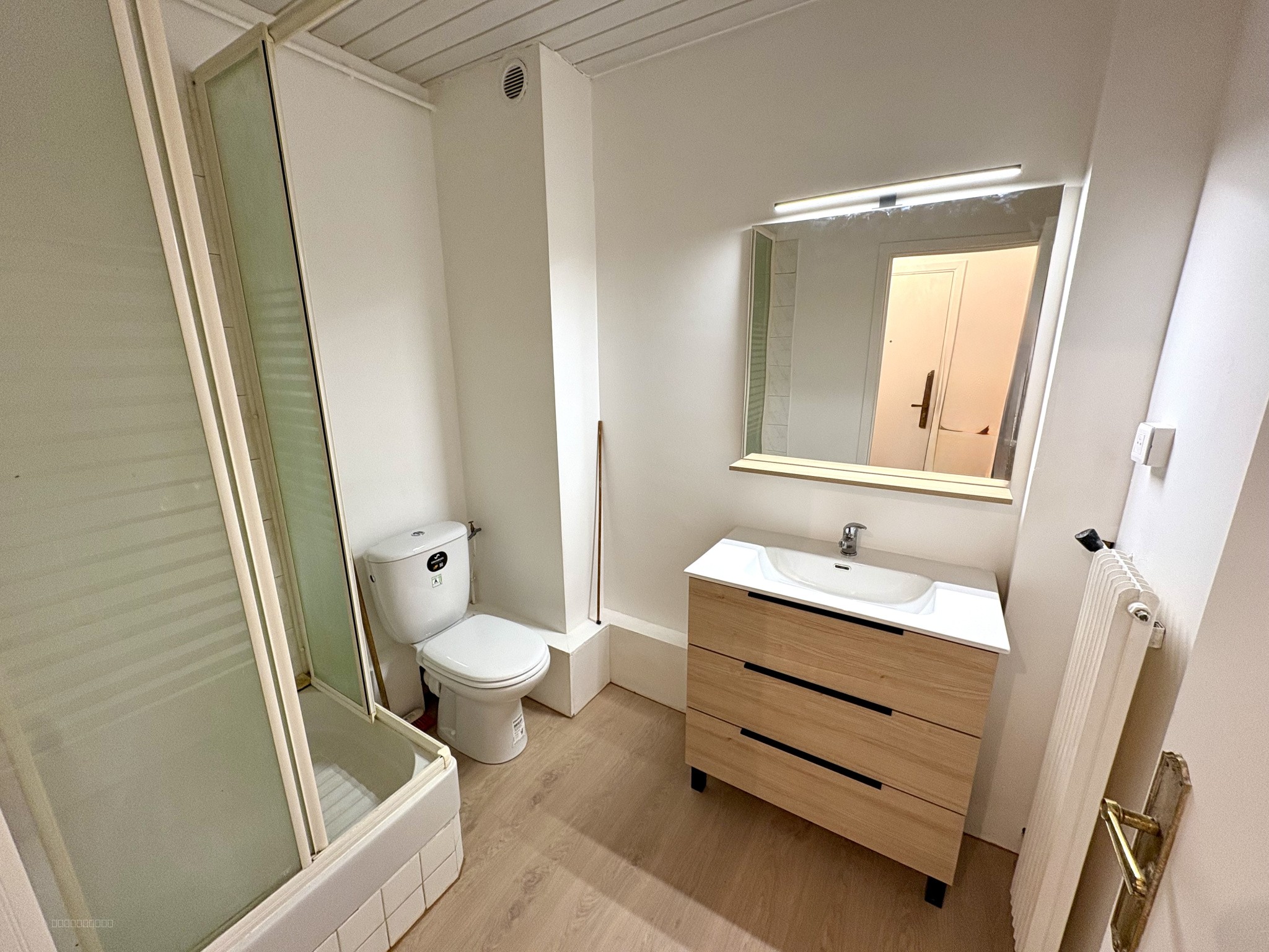 CLERMONT-FERRAND / STUDIO / BALCON / PL DE PK / PLACE DES BUGHES / SAINT-ALYRE — photo 4