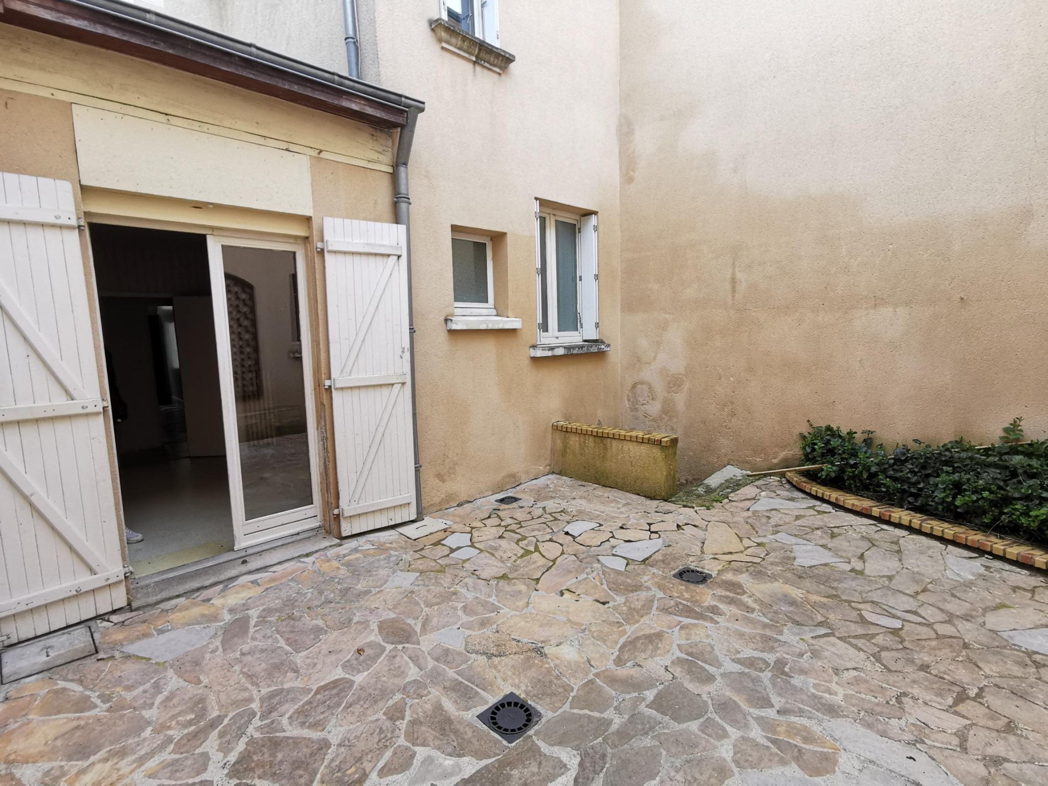 APPARTEMENT AU COEUR DE BOURGUEIL — photo 1