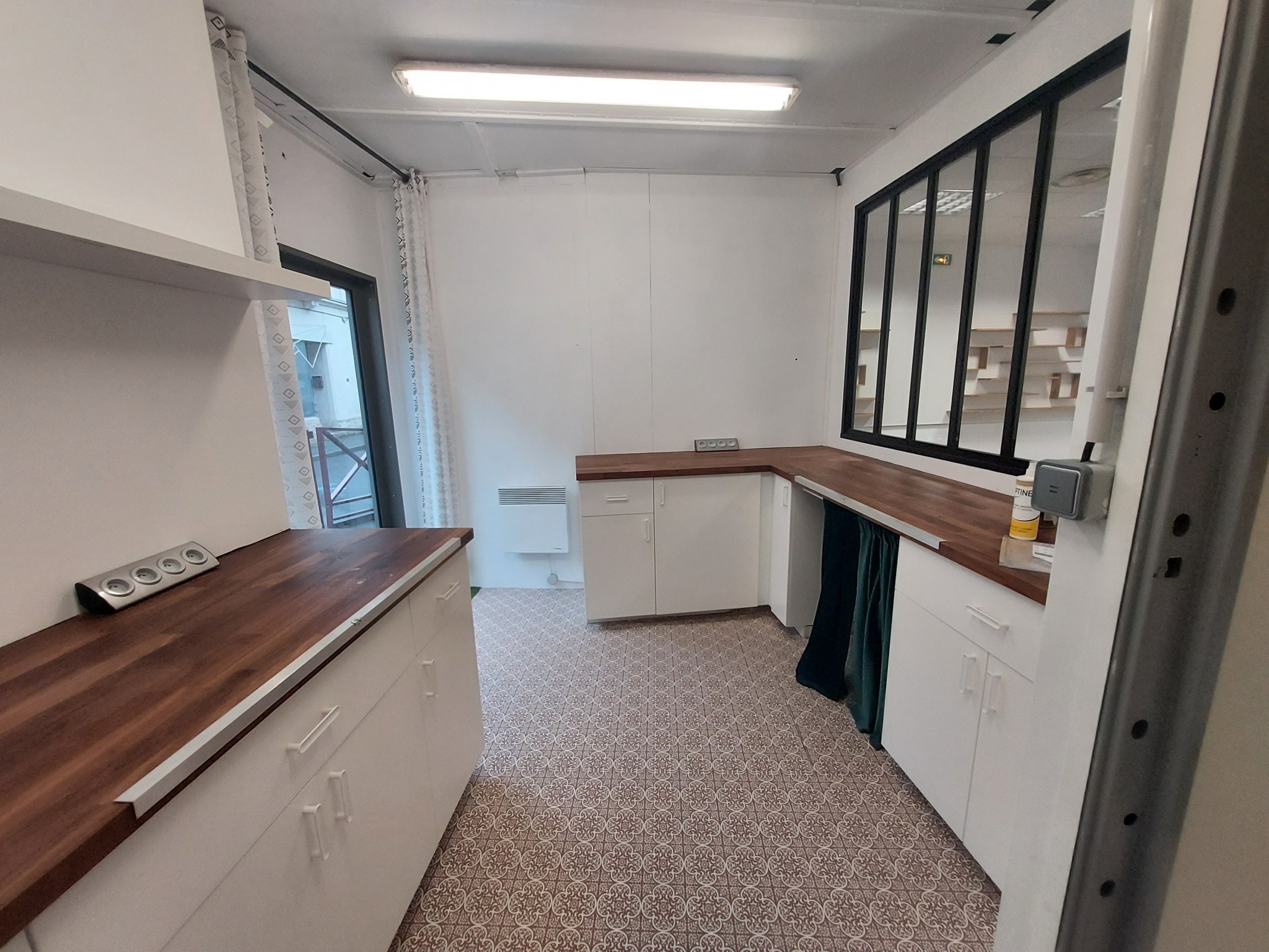Local commercial à louer à Bourgueil, 63,45 m², 2 pièces – photo 3 sur 9