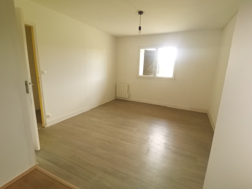 Charmante Maison Familiale avec Piscine et Maison d'Amis sur un Vaste Terrain — photo 11