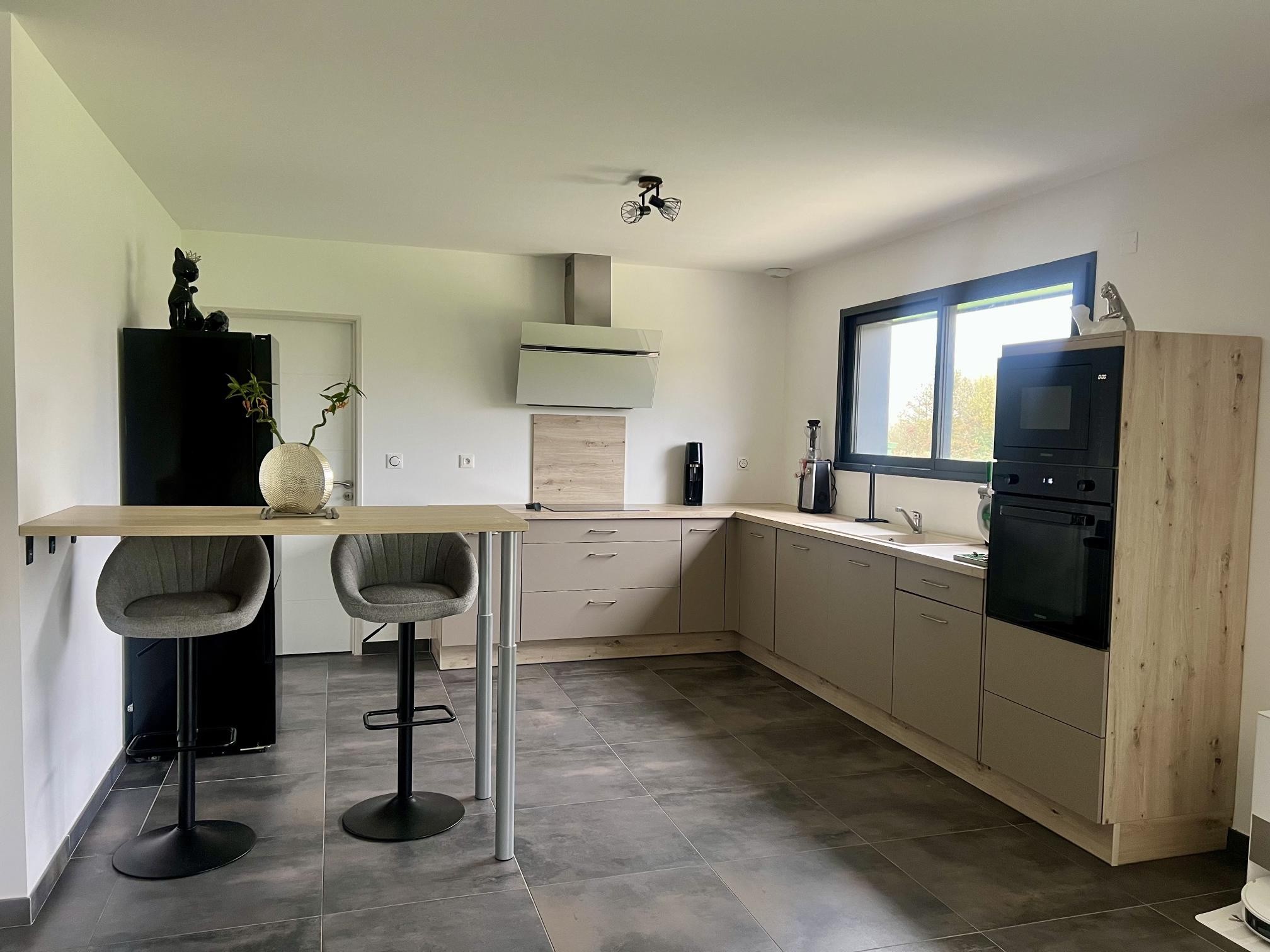 Maison à vendre à La chapelle sur loire, 1 121 m², 3 pièces – photo 2 sur 6