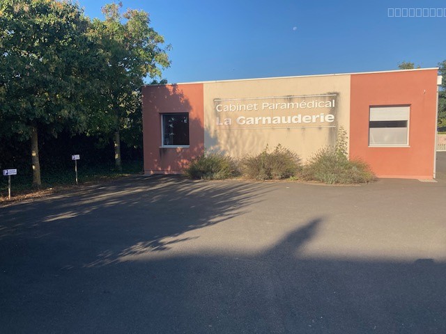 Bien immobilier à vendre à Panzoult, 242 m² – photo 1 sur 14