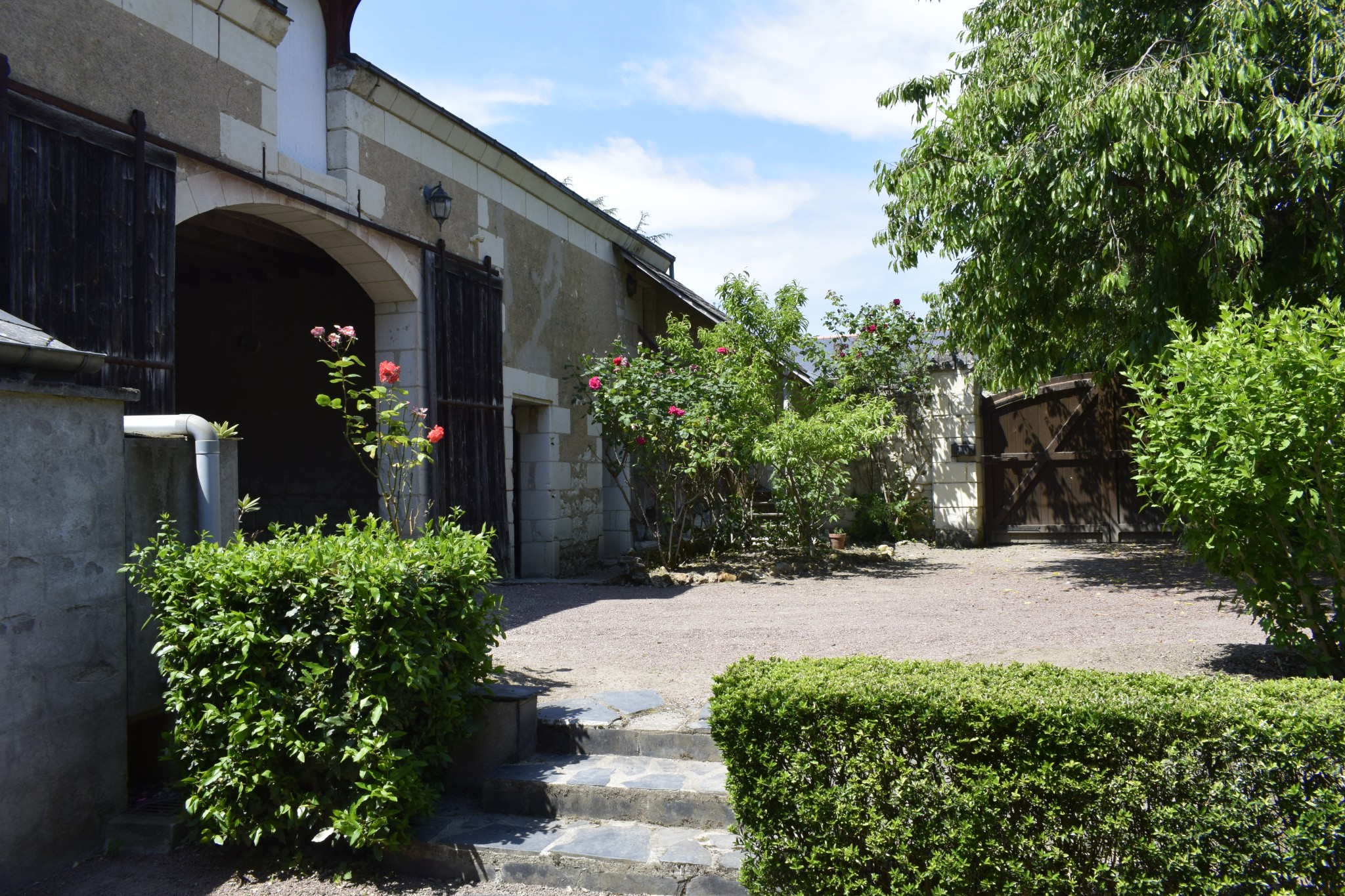 Maison à vendre à Restigne, 26,18 m², 9 pièces – photo 3 sur 20