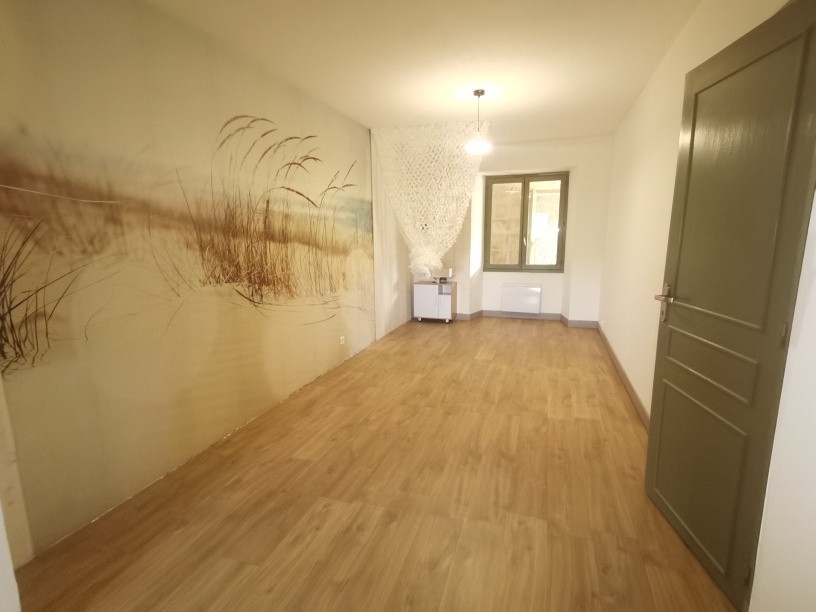 Charmante Maison Familiale avec Piscine et Maison d'Amis sur un Vaste Terrain — photo 14