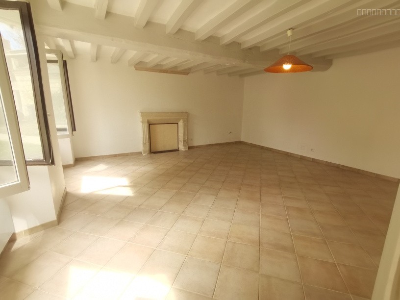 Charmante Maison Familiale avec Piscine et Maison d'Amis sur un Vaste Terrain — photo 3