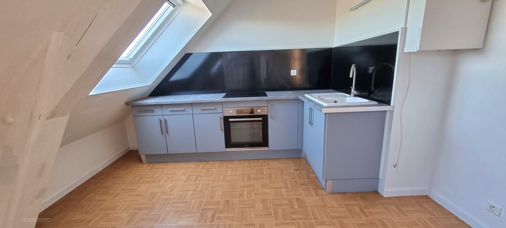 Appartement à vendre à Franois, 27 m², 2 pièces – photo 2 sur 12