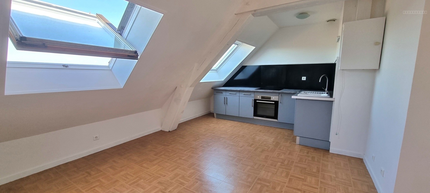 Appartement à vendre à Franois, 27 m², 2 pièces – photo 3 sur 12