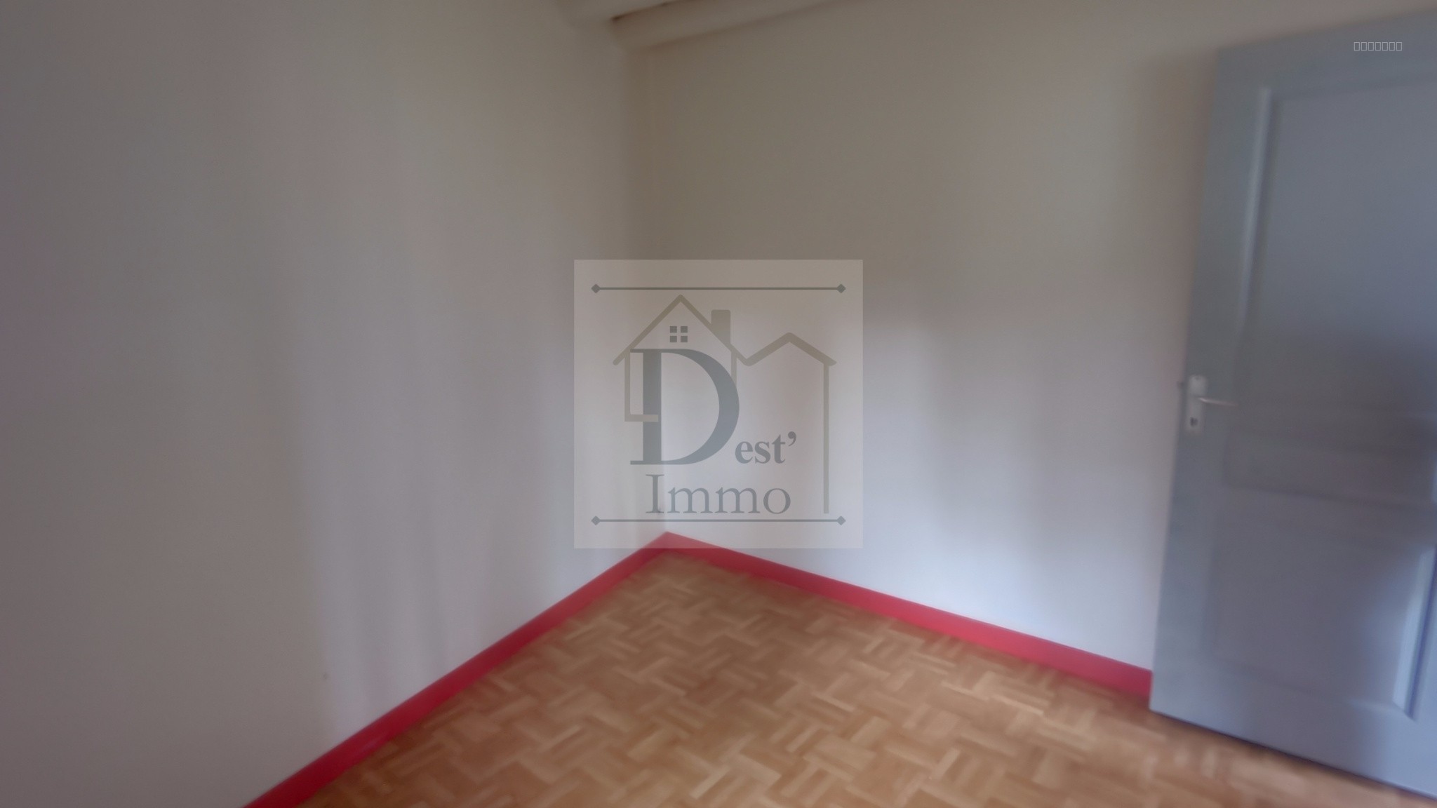Maison à louer à Rochechouart, 46 m², 2 pièces – photo 3 sur 9