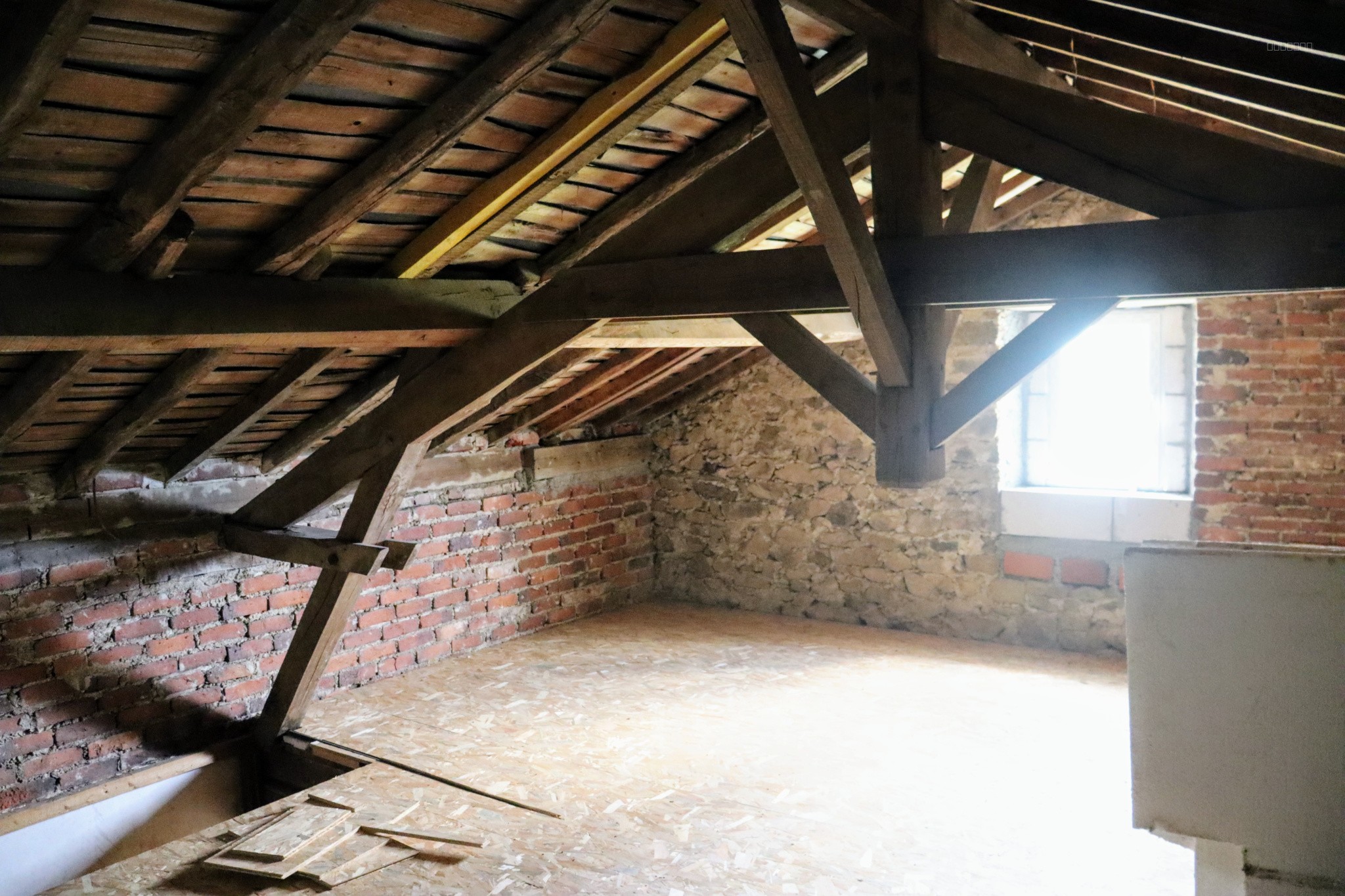 Maison à vendre à St yrieix sous aixe, 250 m², 6 pièces – photo 3 sur 20