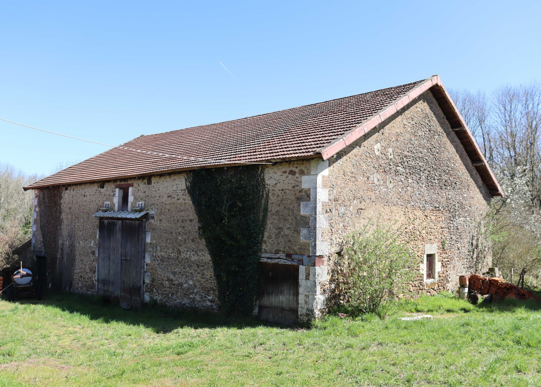 Bien immobilier à vendre à Pressignac, 95 m², 4 pièces – photo 2 sur 20
