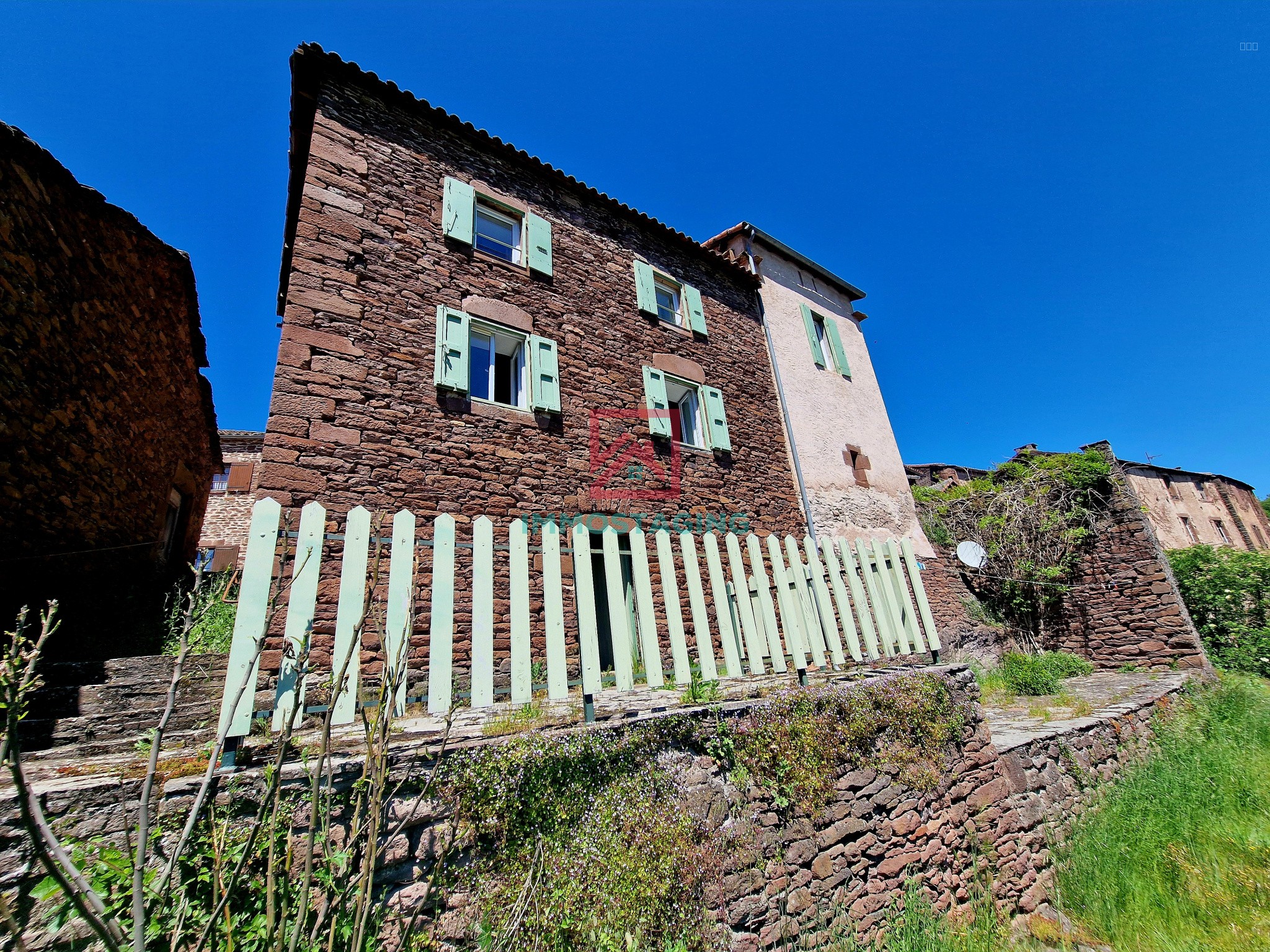 Bien immobilier à vendre à Combret, 80 m², 3 pièces – photo 1 sur 20