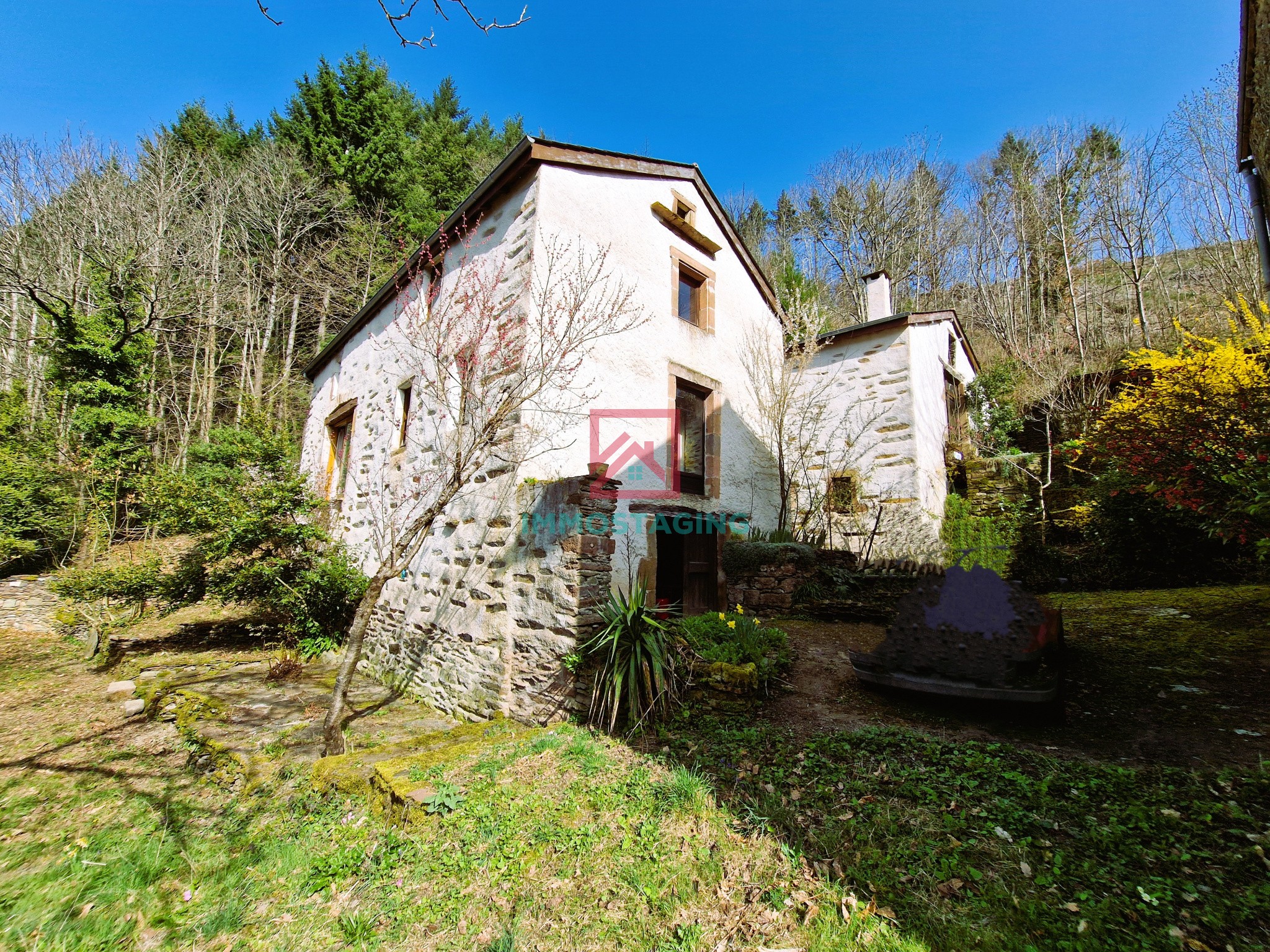 Bien immobilier à vendre à Laval roqueceziere, 200 m², 4 pièces – photo 2 sur 20