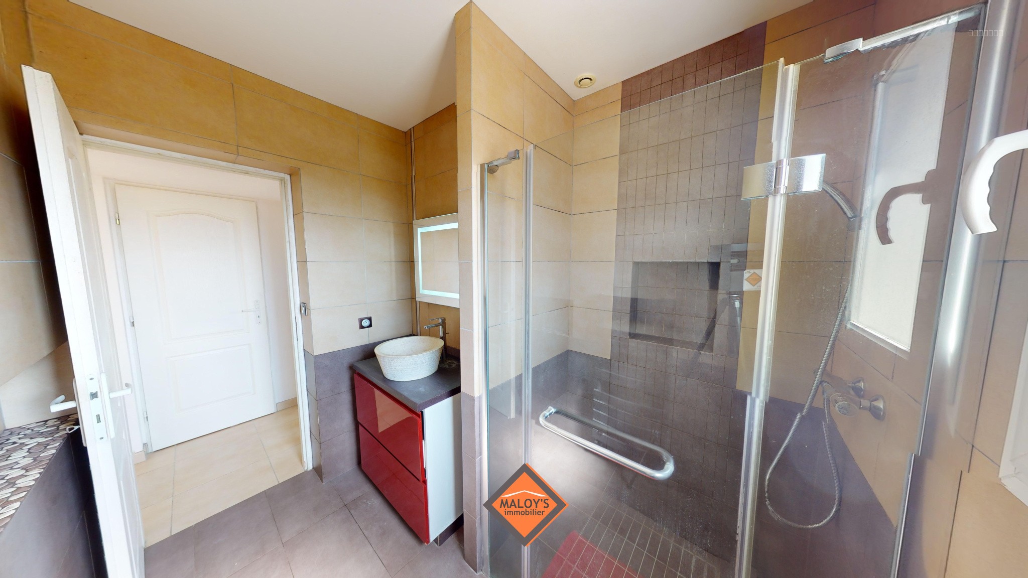 Villa contemporaine lumineuse 5 chambres Le Bois d’Oingt - Calme et volumes atypiques - Sous-sol 85m2 — photo 11