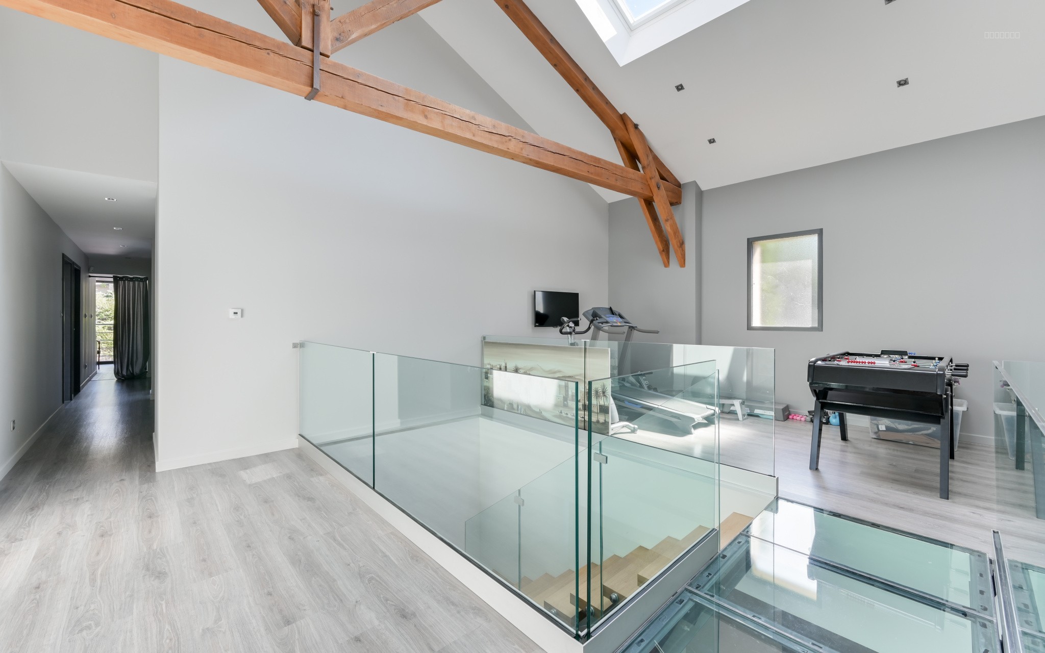 Villa rénovée Champagne-au-Mont-d'Or - 280m2 - Piscine jacuzzi garage vue — photo 15
